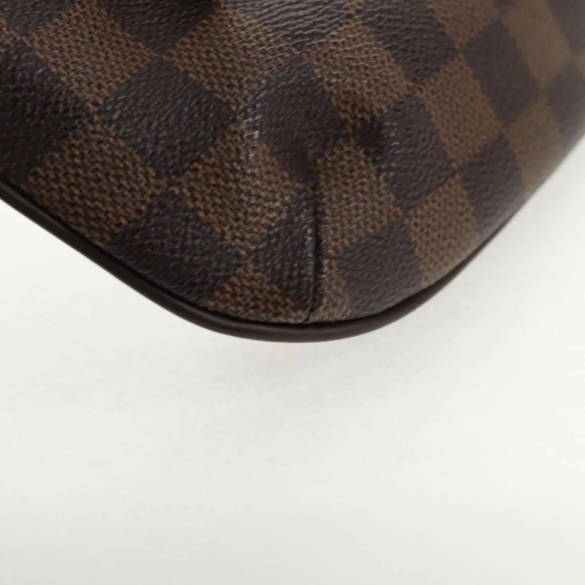 Louis Vuitton Manosque Pochette Damier Brown Canvas Clutche & Pouche Bag (Pre-Owned)