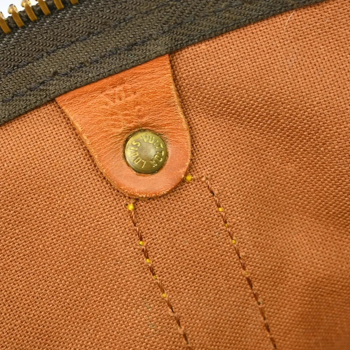 Louis Vuitton Keepall Monogram Canvas Brown Canvas Travel Bag Bag (Pre-Owned)