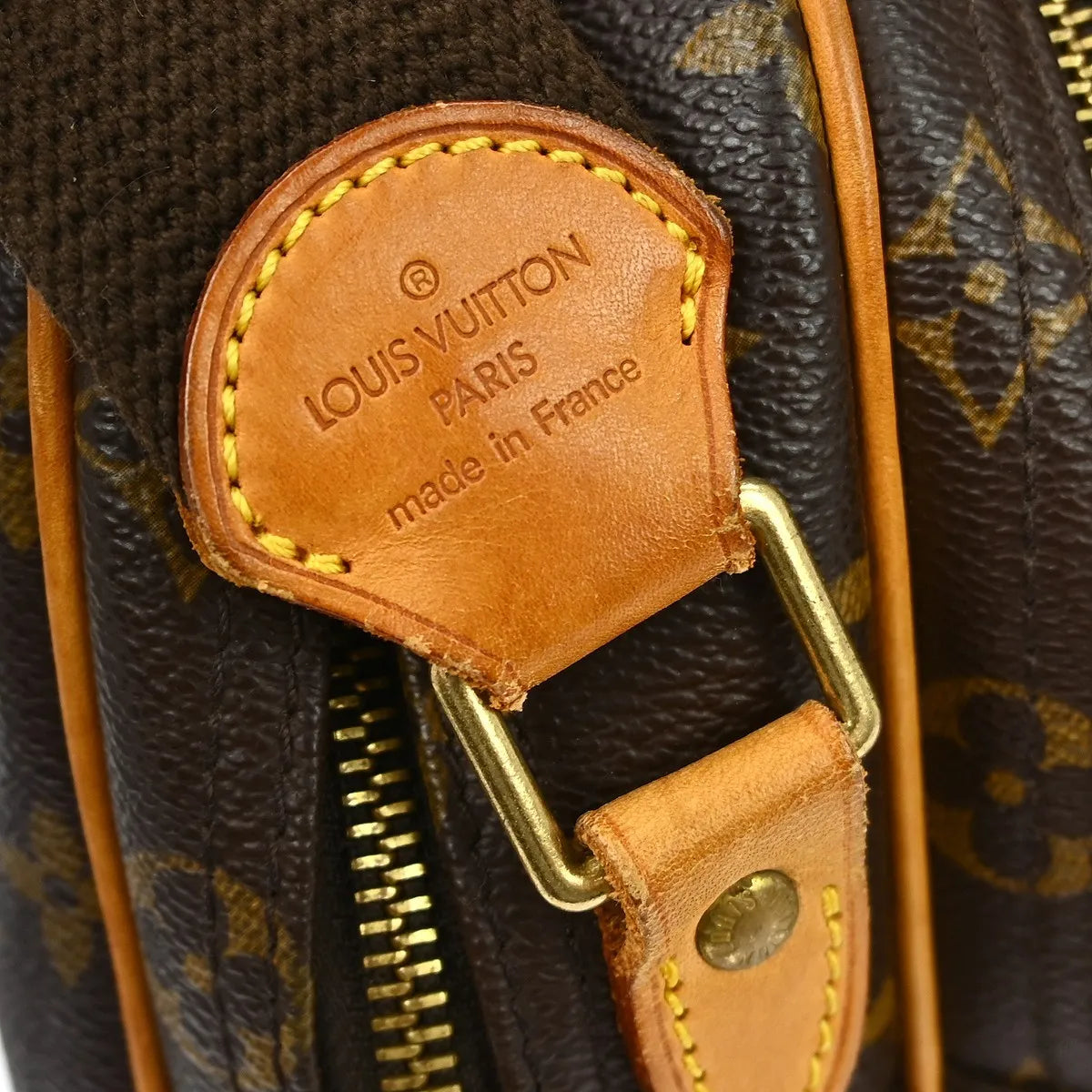 Louis Vuitton Reporter Monogram Canvas Brown Canvas Shoulder Bag Bag (Pre-Owned)