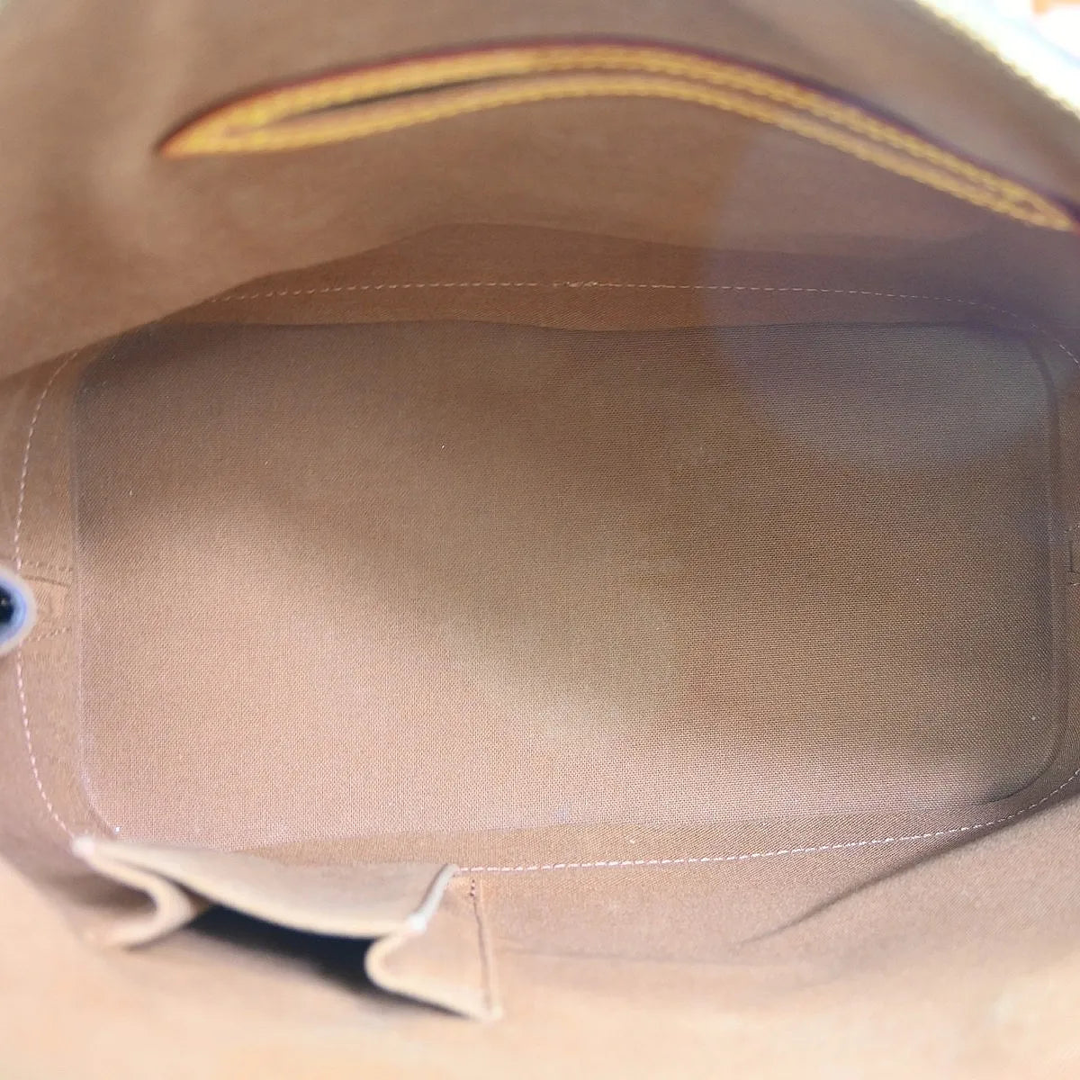 Louis Vuitton Alma Handbag Monogram Canvas Brown Canvas Handbag (Pre-Owned)