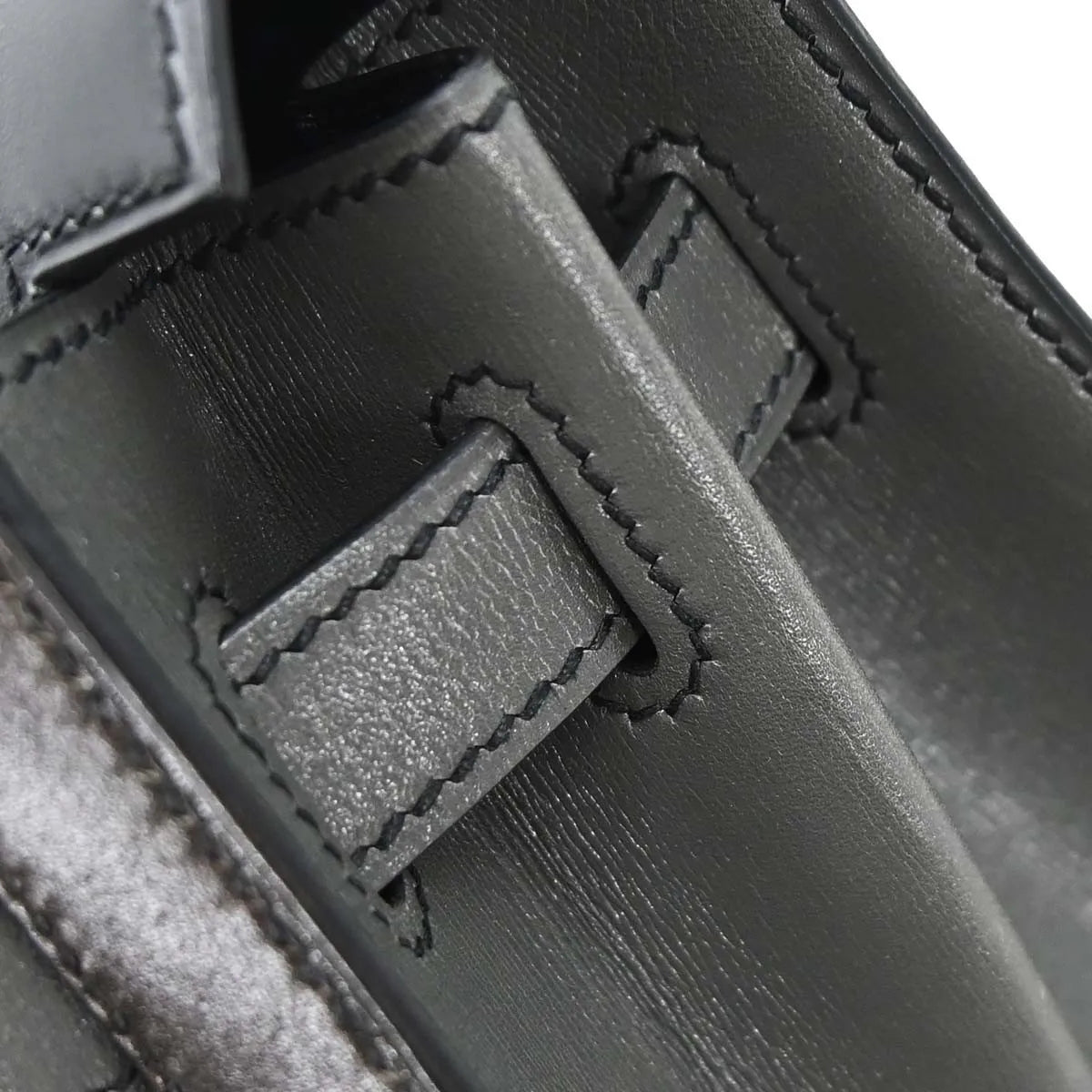 Hermes Kelly Handbag Black Box Calf With Palladium Hardware Black Leather Handbag (Pre-Owned)
