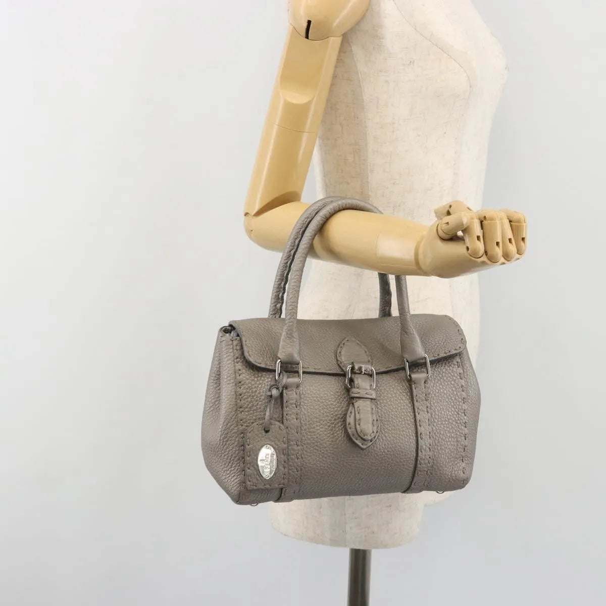 Fendi Selleria Linda Satchel Pebbled Leather Gray Leather Handbag (Pre-Owned)