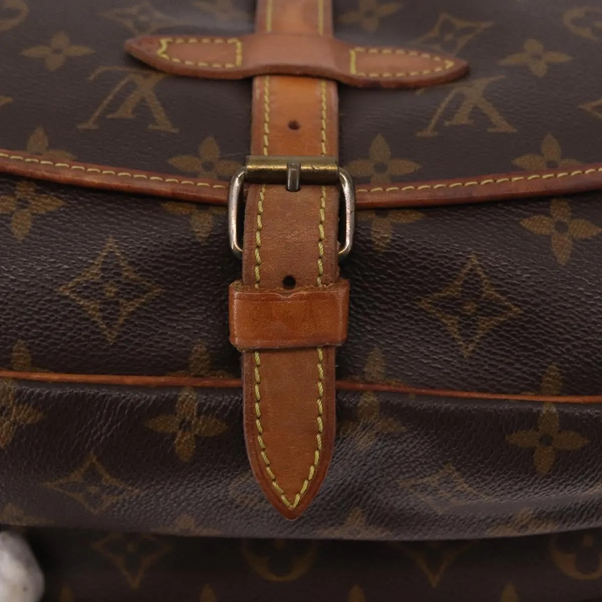 Louis Vuitton Saumur Monogram Brown Canvas Shoulder Bag Bag (Pre-Owned)
