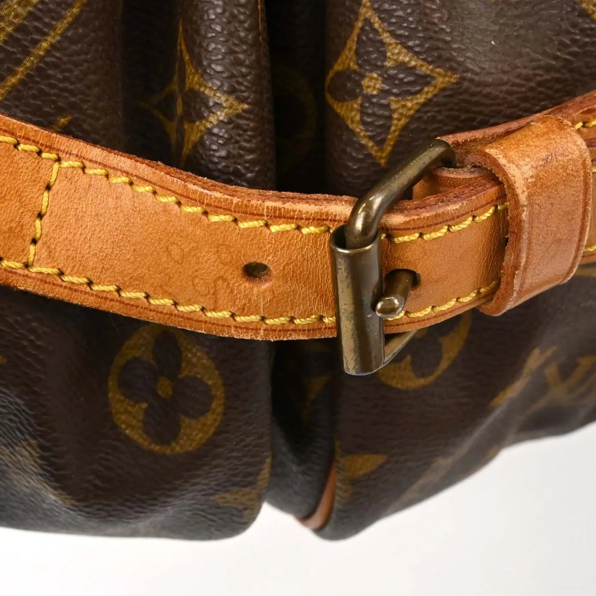 Louis Vuitton Saumur Monogram Canvas Brown Canvas Shoulder Bag Bag (Pre-Owned)