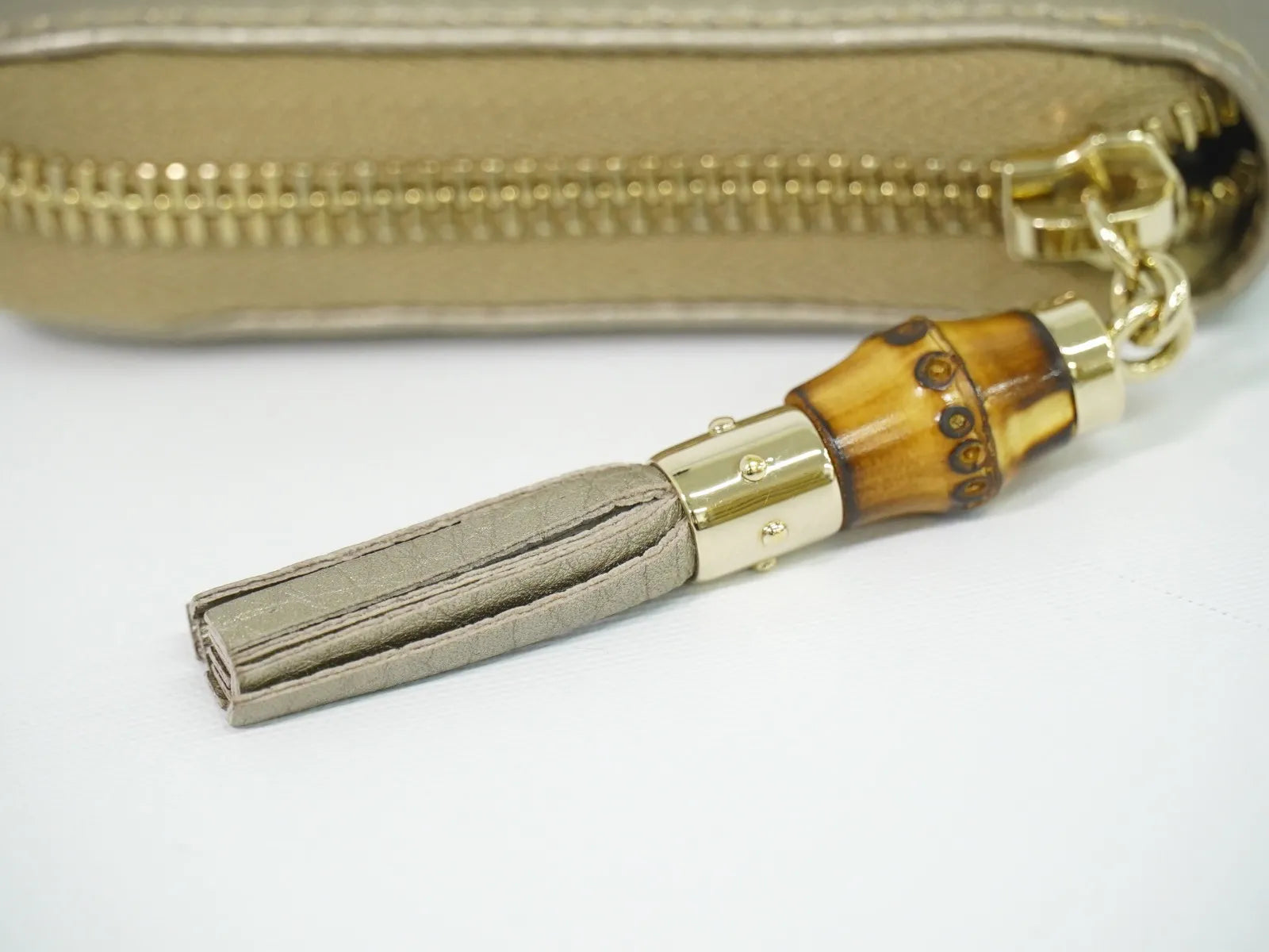 Gucci Bamboo Tassel Zip Leather Gold Leather Wallets Accessory (Pre-Owned)