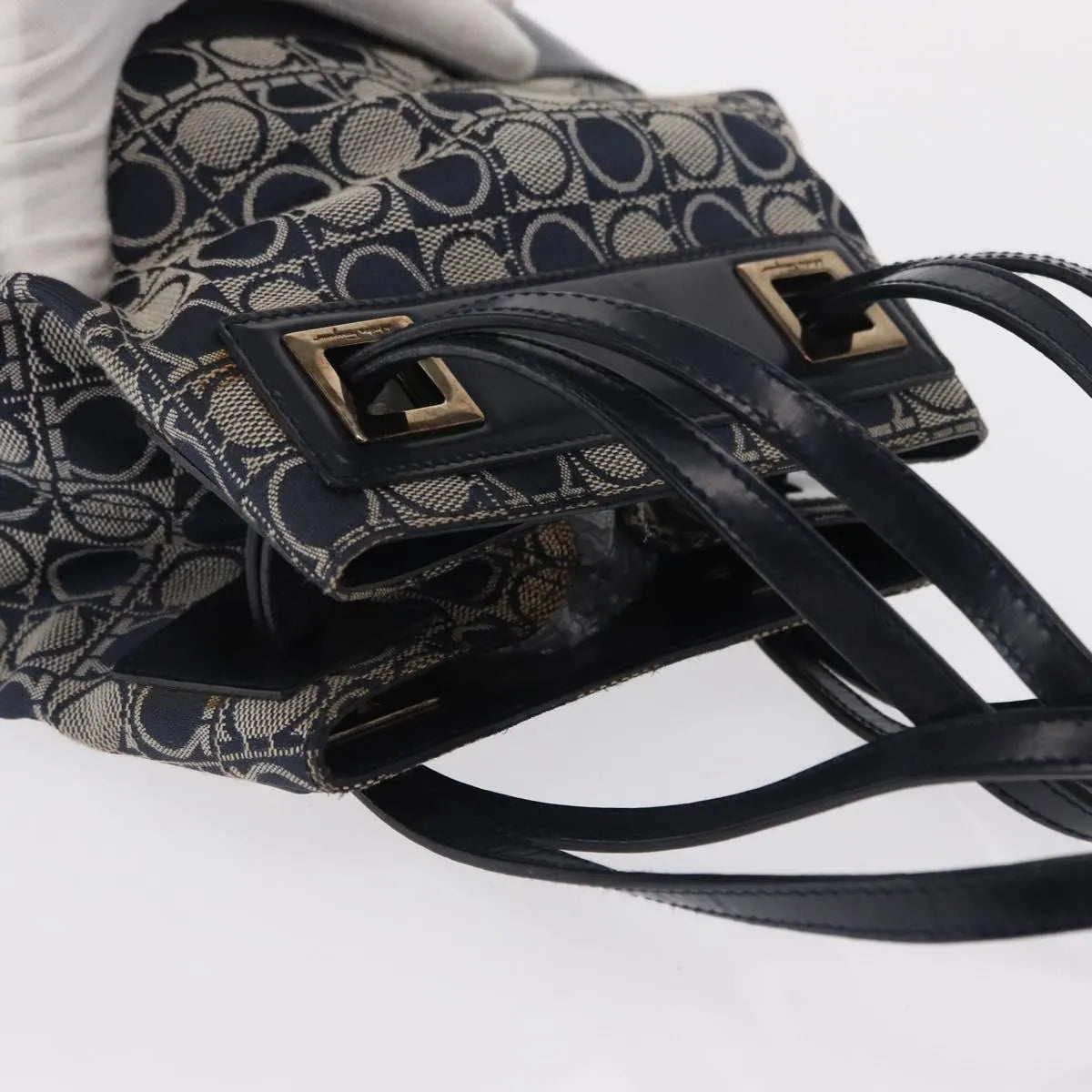 Salvatore Ferragamo Gancini Canvas And Leather Navy Canvas Shoulder Bag Bag (Pre-Owned)