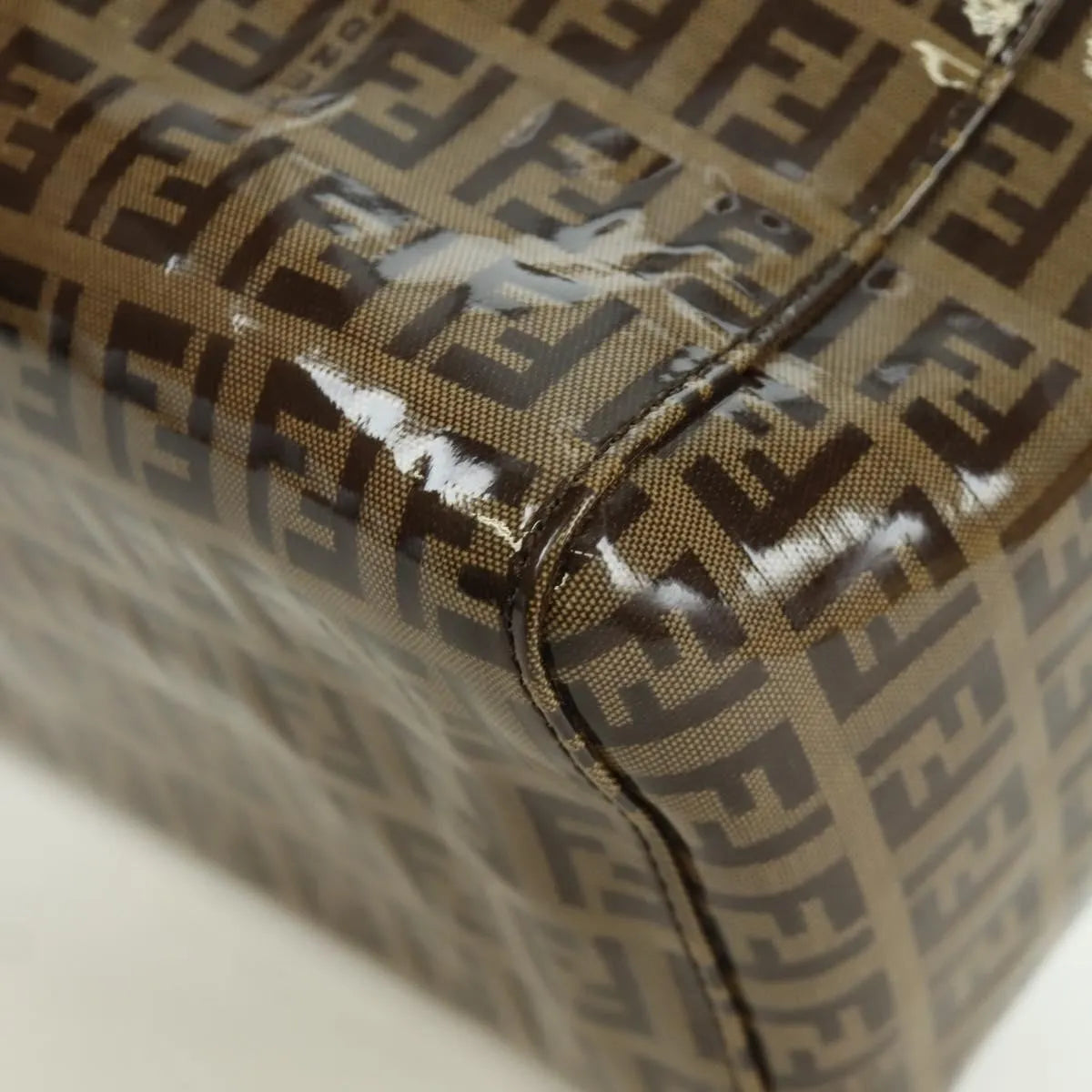 Fendi Mamma Baguette Zucca Patent Leather Brown Canvas Shoulder Bag Bag (Pre-Owned)