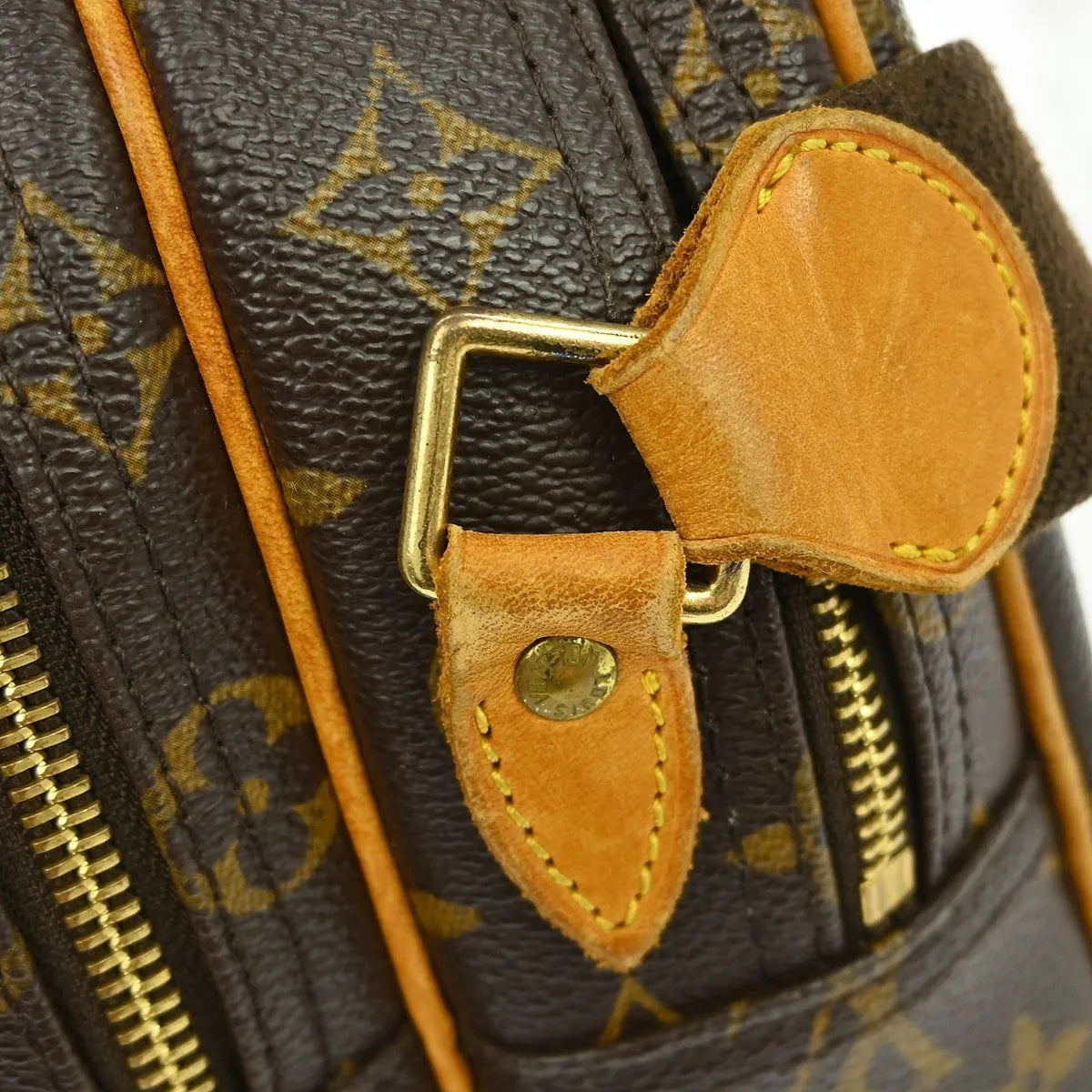 Louis Vuitton Reporter Monogram Brown Canvas Shoulder Bag Bag (Pre-Owned)