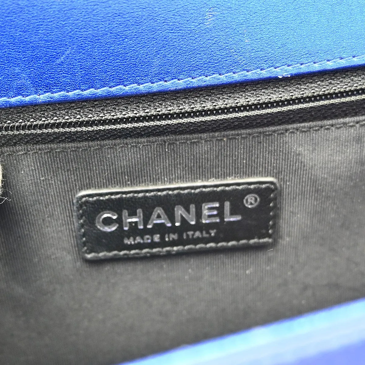 Chanel Boy Flap Quilted Patent Blue Patent_Leather Shoulder Bag Bag (Pre-Owned)