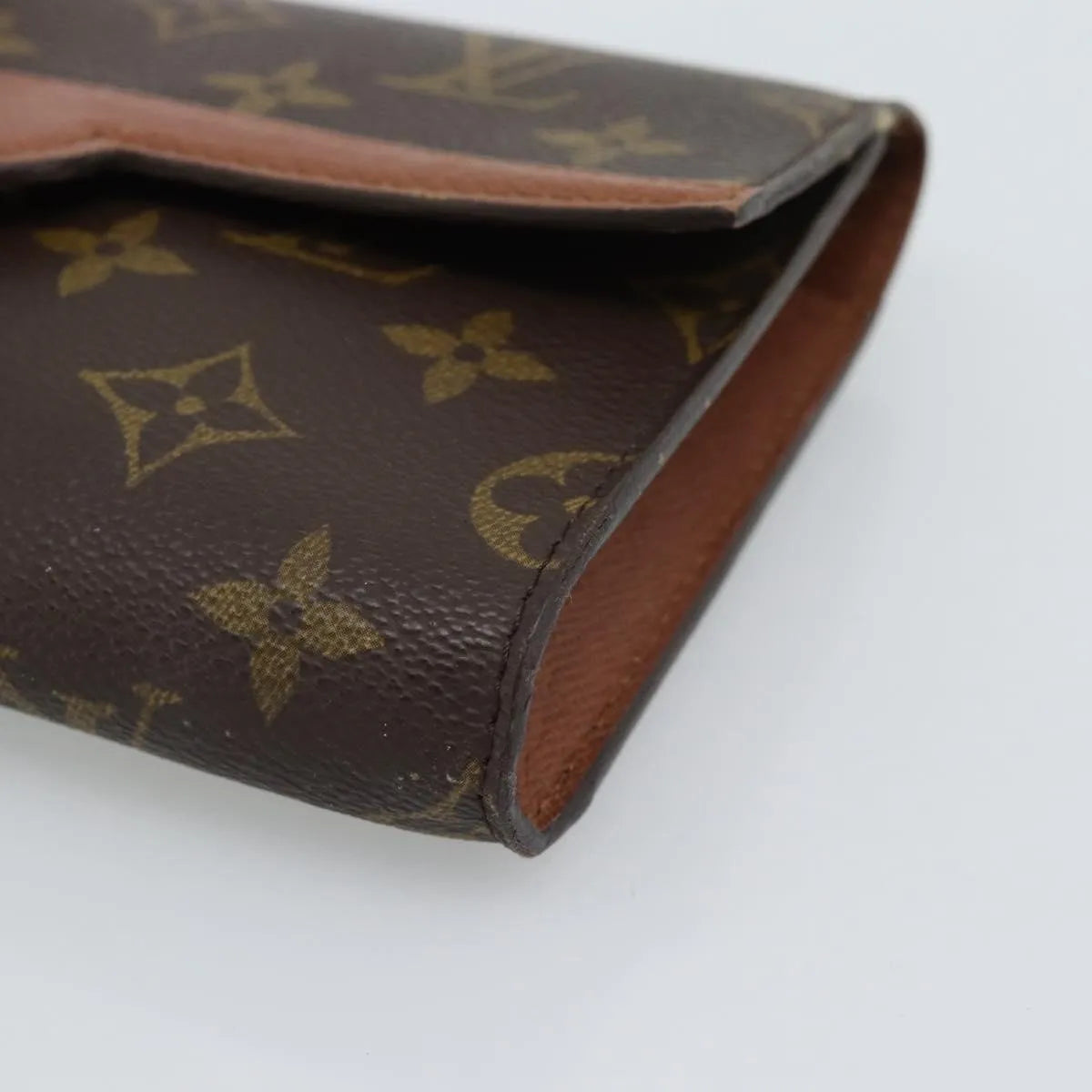 Louis Vuitton Pochette Arche Waist Monogram Canvas Brown Canvas Clutche & Pouche Bag (Pre-Owned)