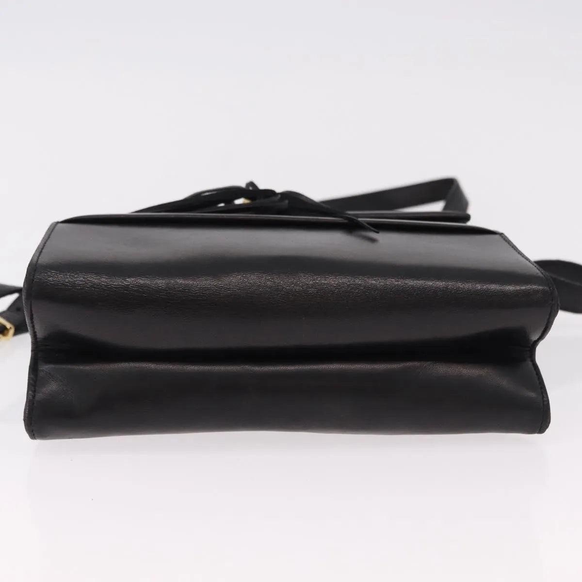 Salvatore Ferragamo Vintage Leather Black Leather Shoulder Bag Bag (Pre-Owned)