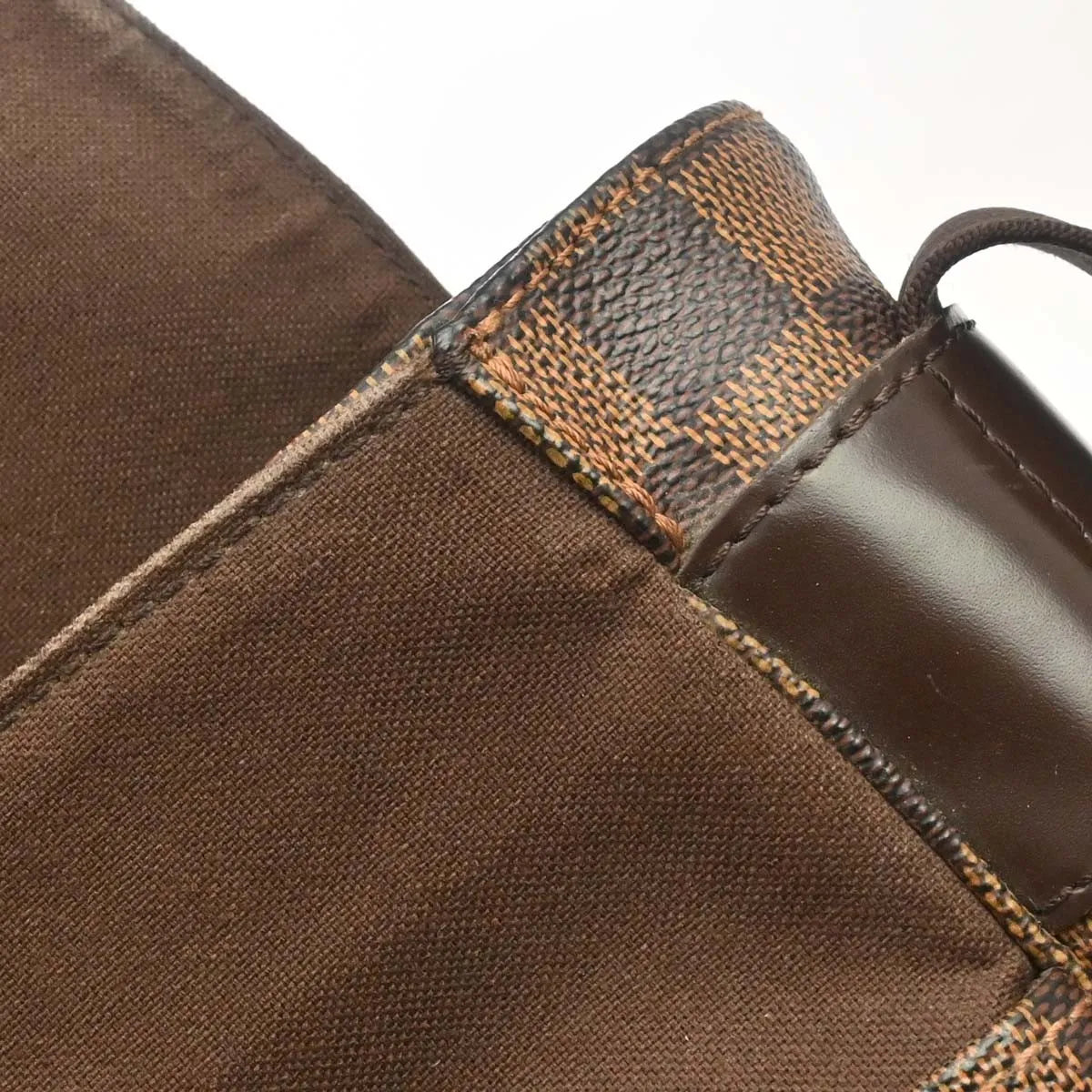 Louis Vuitton Bastille Damier Brown Canvas Shoulder Bag Bag (Pre-Owned)