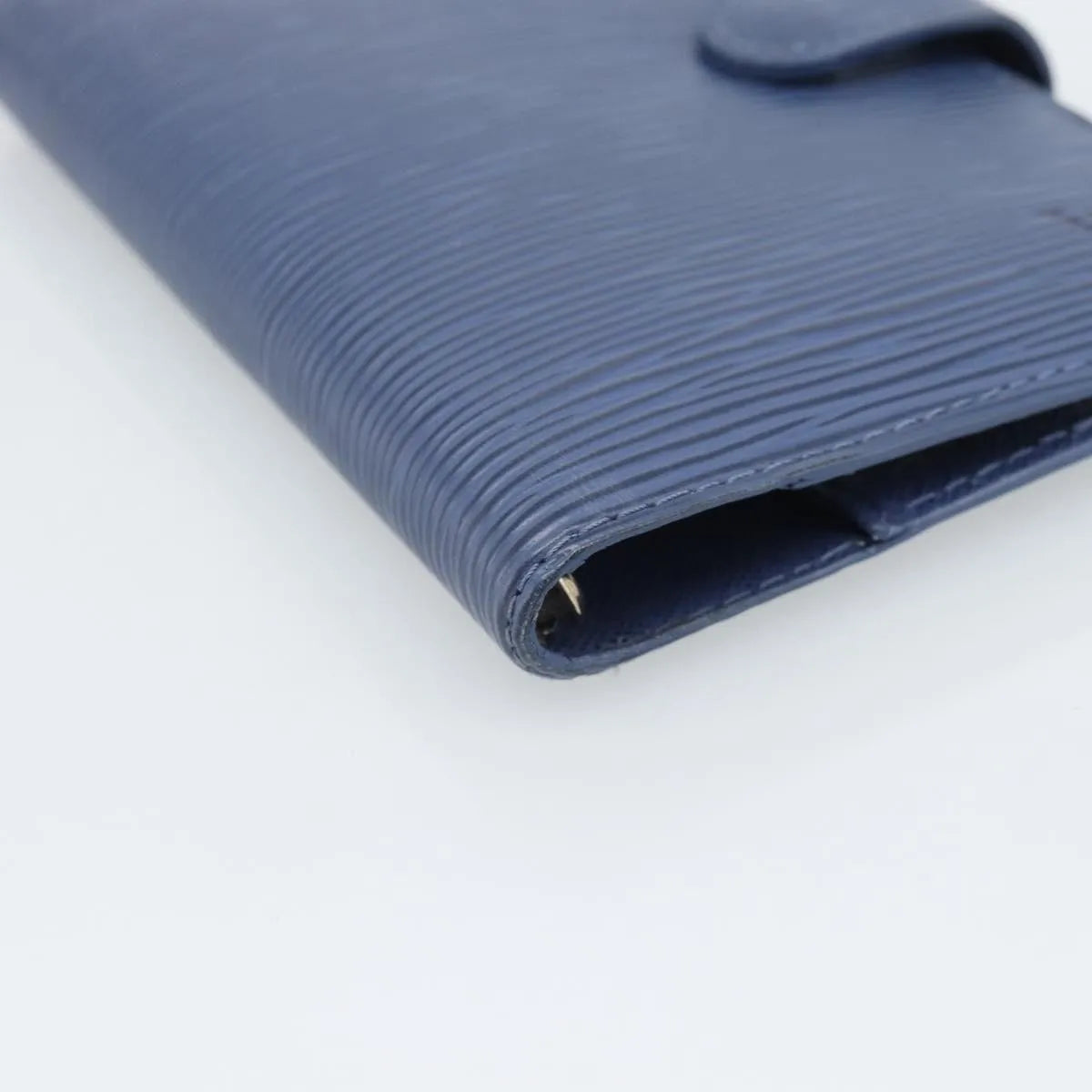 Louis Vuitton Agenda Cover Epi Blue Leather Clutche & Pouche Bag (Pre-Owned)