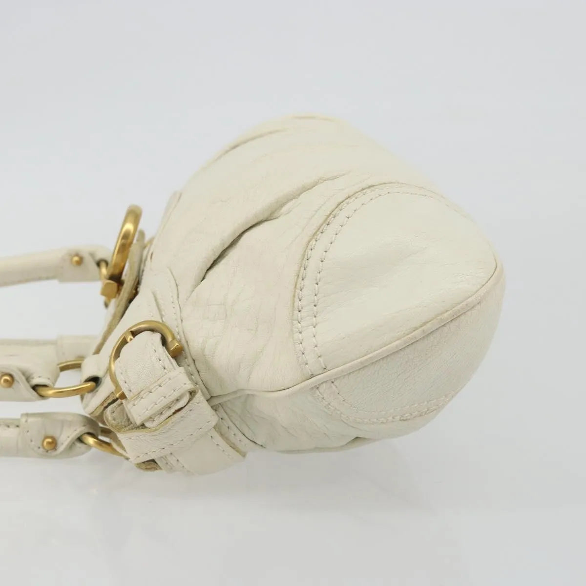 Salvatore Ferragamo Gancini Leather White Leather Handbag (Pre-Owned)