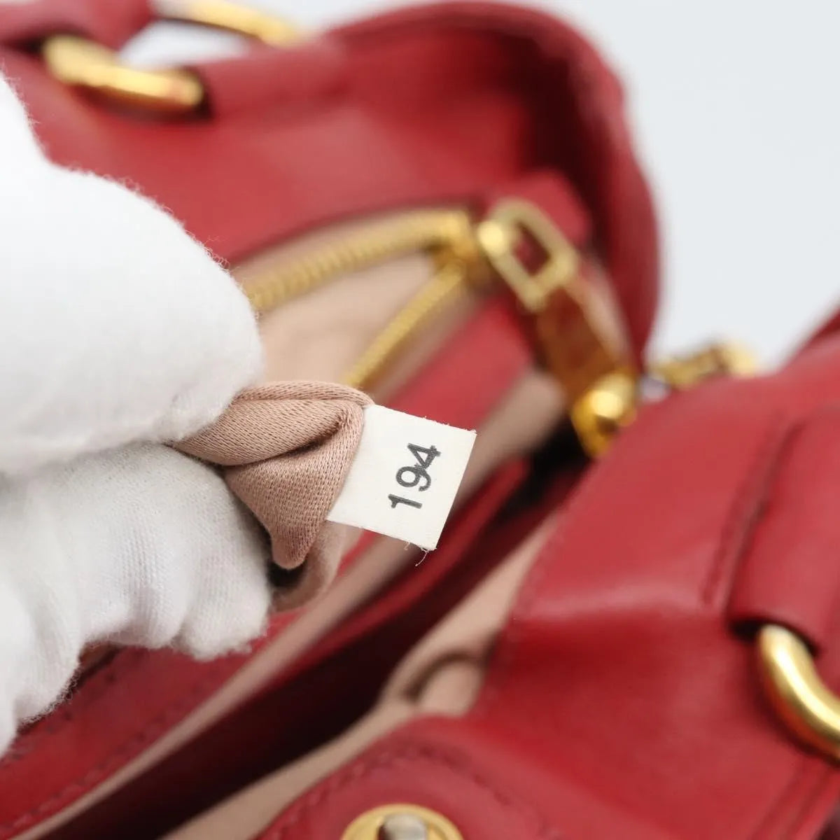 Miu Miu Matelassé Nappa Leather Top Handle Bag Leather Red Leather Shoulder Bag Bag (Pre-Owned)