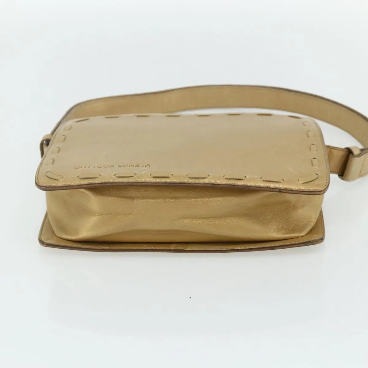 Bottega Veneta Vintage Leather Gold Leather Shoulder Bag Bag (Pre-Owned)