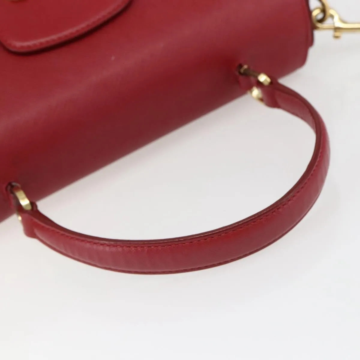 Salvatore Ferragamo Gancini Leather Red Leather Handbag (Pre-Owned)