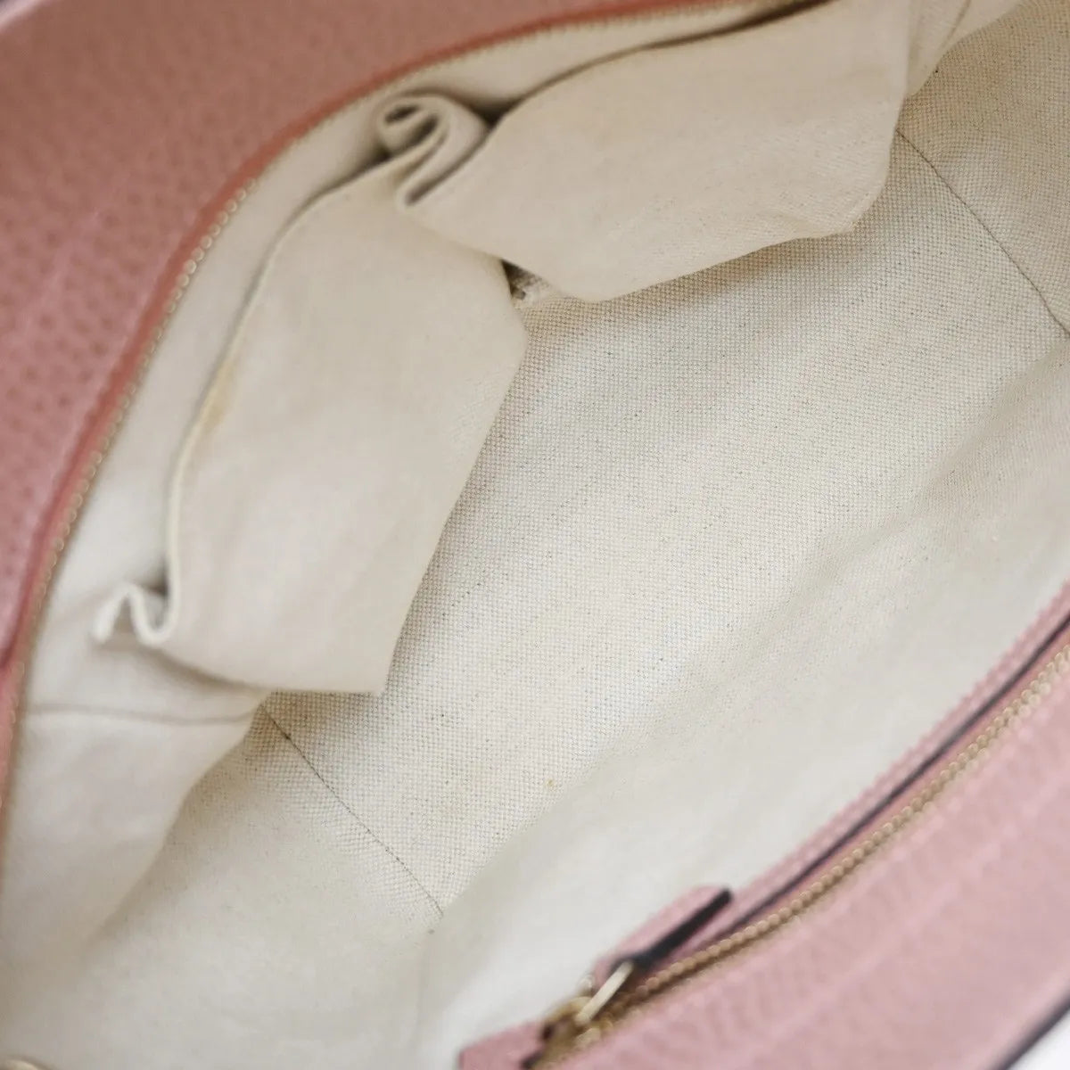 Gucci Swing Pebbled Leather Pink Leather Handbag (Pre-Owned)