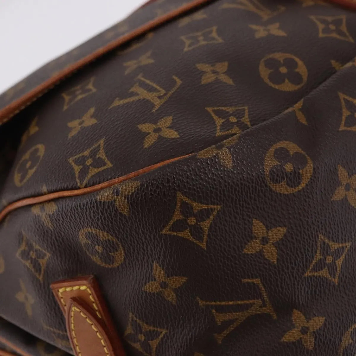 Louis Vuitton Saumur Monogram Brown Canvas Shoulder Bag Bag (Pre-Owned)