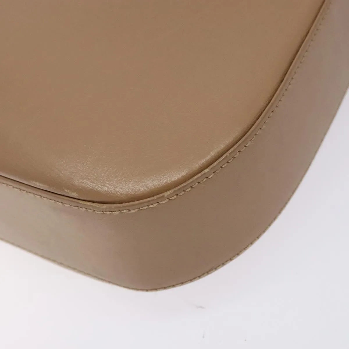 Salvatore Ferragamo Gancini Leather Beige Leather Shoulder Bag Bag (Pre-Owned)