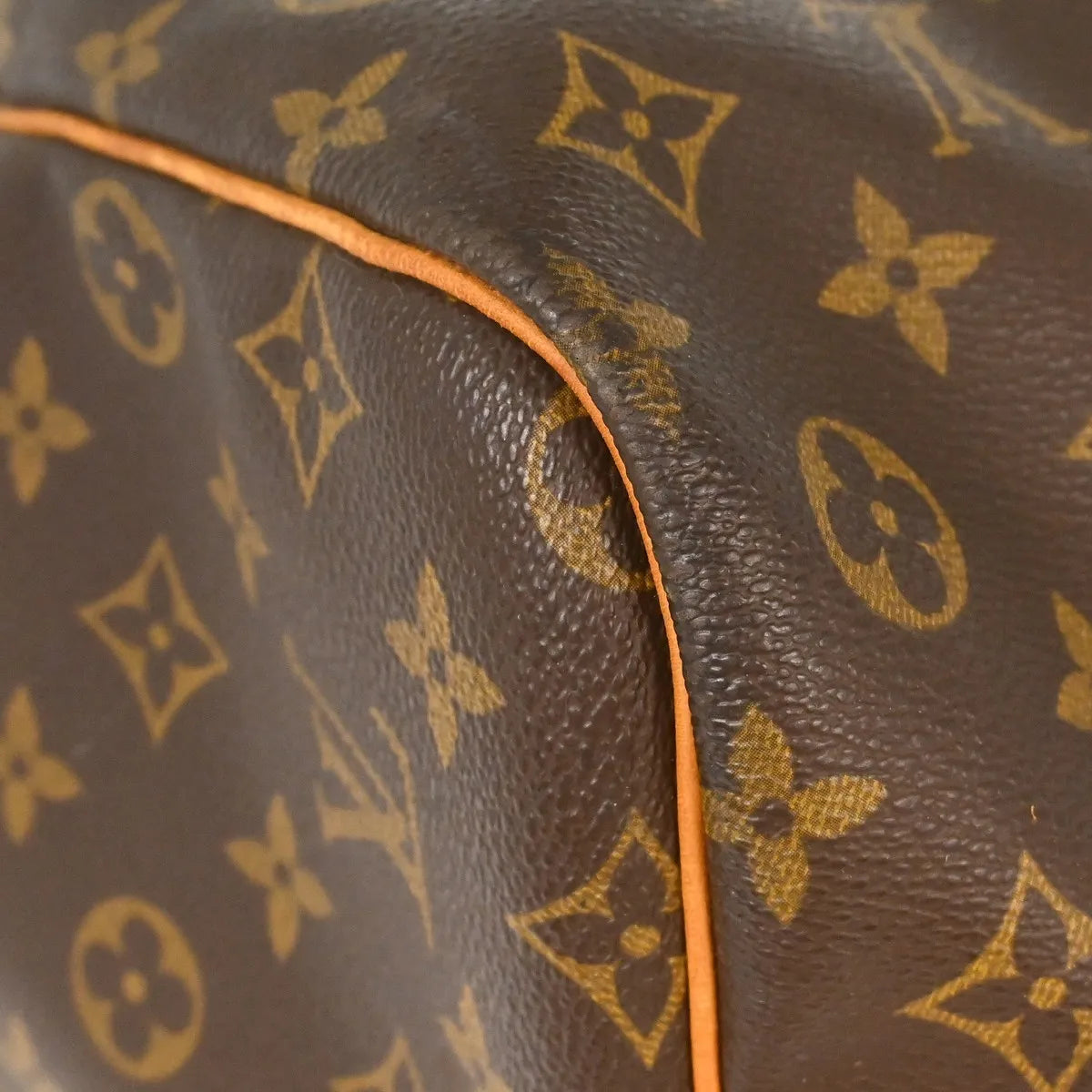 Louis Vuitton Keepall Monogram Canvas Brown Canvas Travel Bag Bag (Pre-Owned)