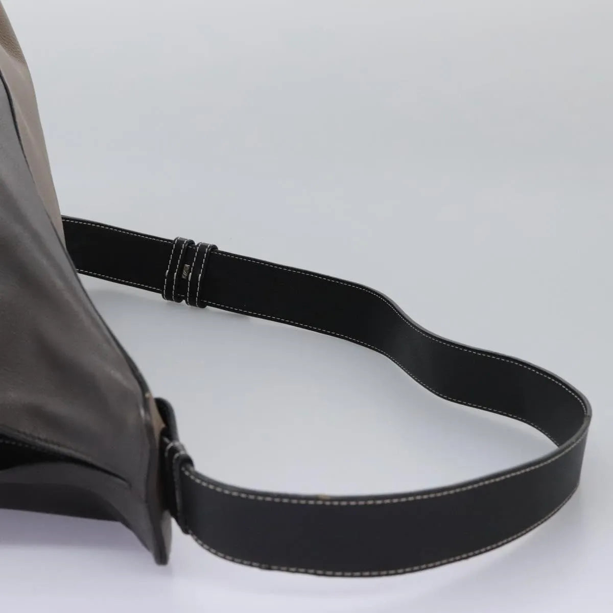 Loewe Anton Sling Bag Leather Gray Leather Backpack Bag (Pre-Owned)