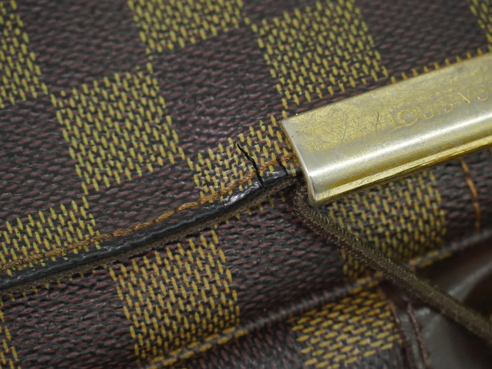 Louis Vuitton Bastille Damier Brown Canvas Shoulder Bag Bag (Pre-Owned)