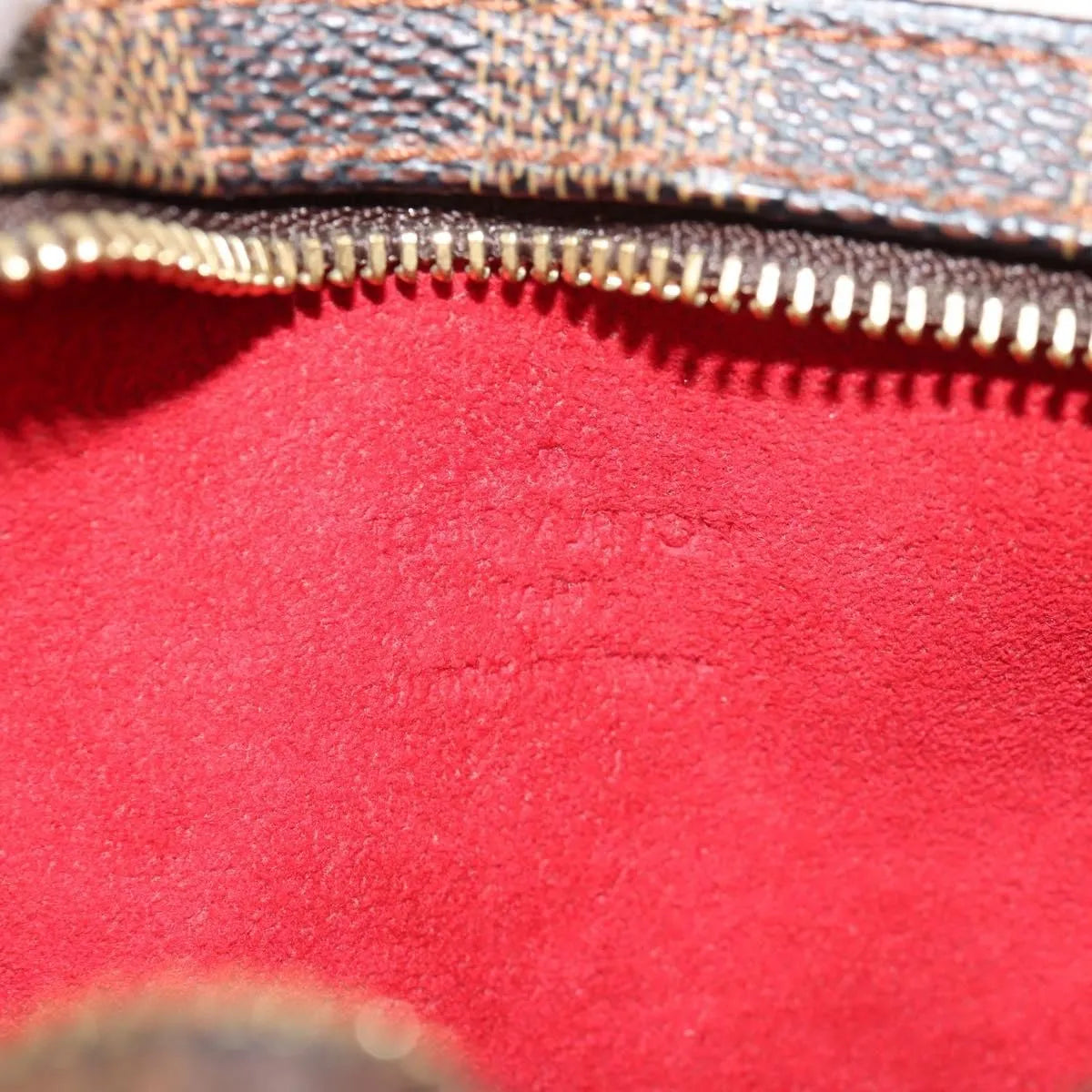 Louis Vuitton Manosque Pochette Damier Brown Canvas Clutche & Pouche Bag (Pre-Owned)
