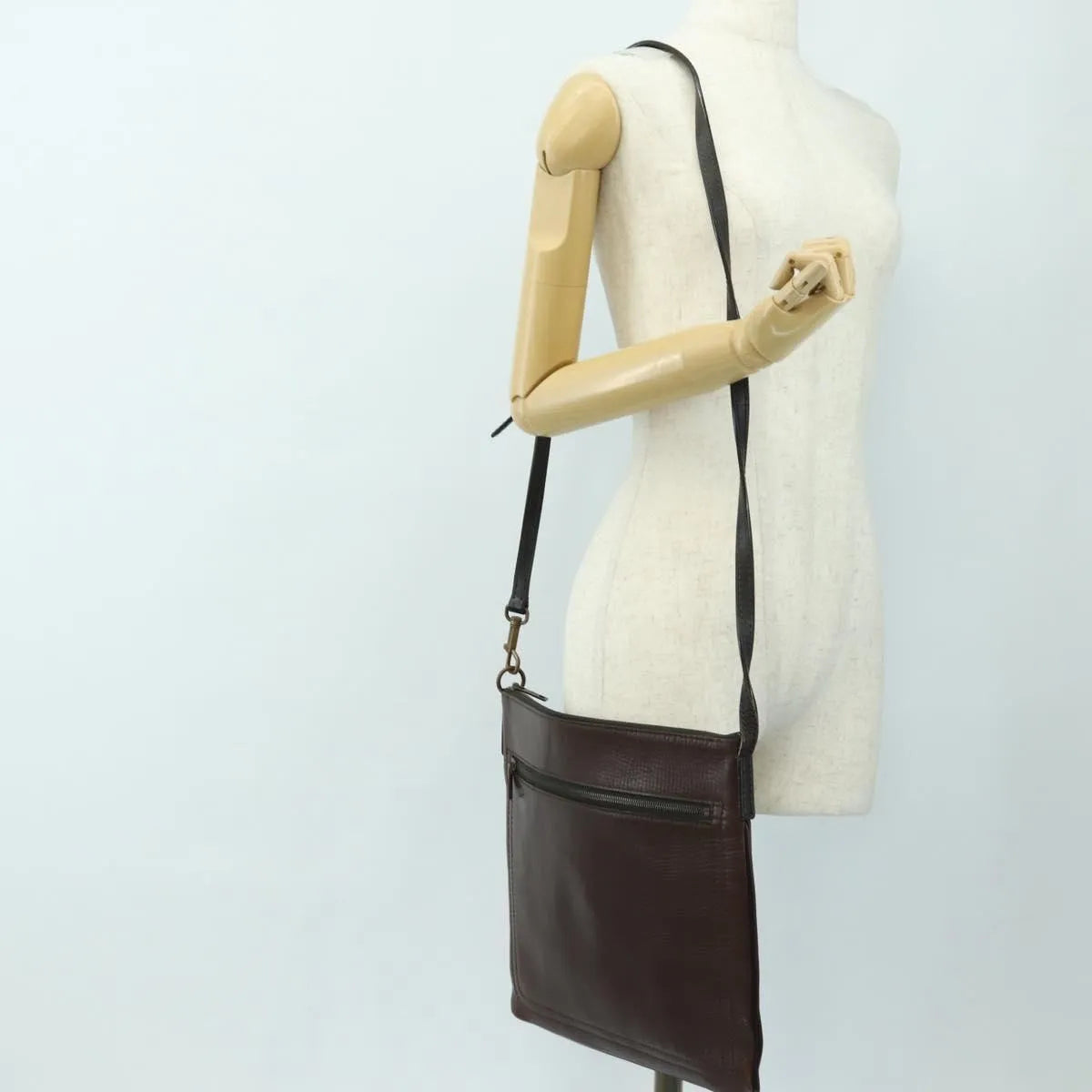 Louis Vuitton Shawnee Messenger Utah Leather Brown Leather Shoulder Bag Bag (Pre-Owned)
