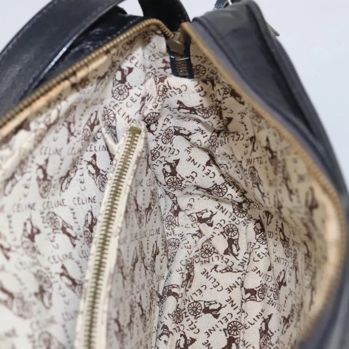 Celine Vintage Leather Black Leather Shoulder Bag Bag (Pre-Owned)