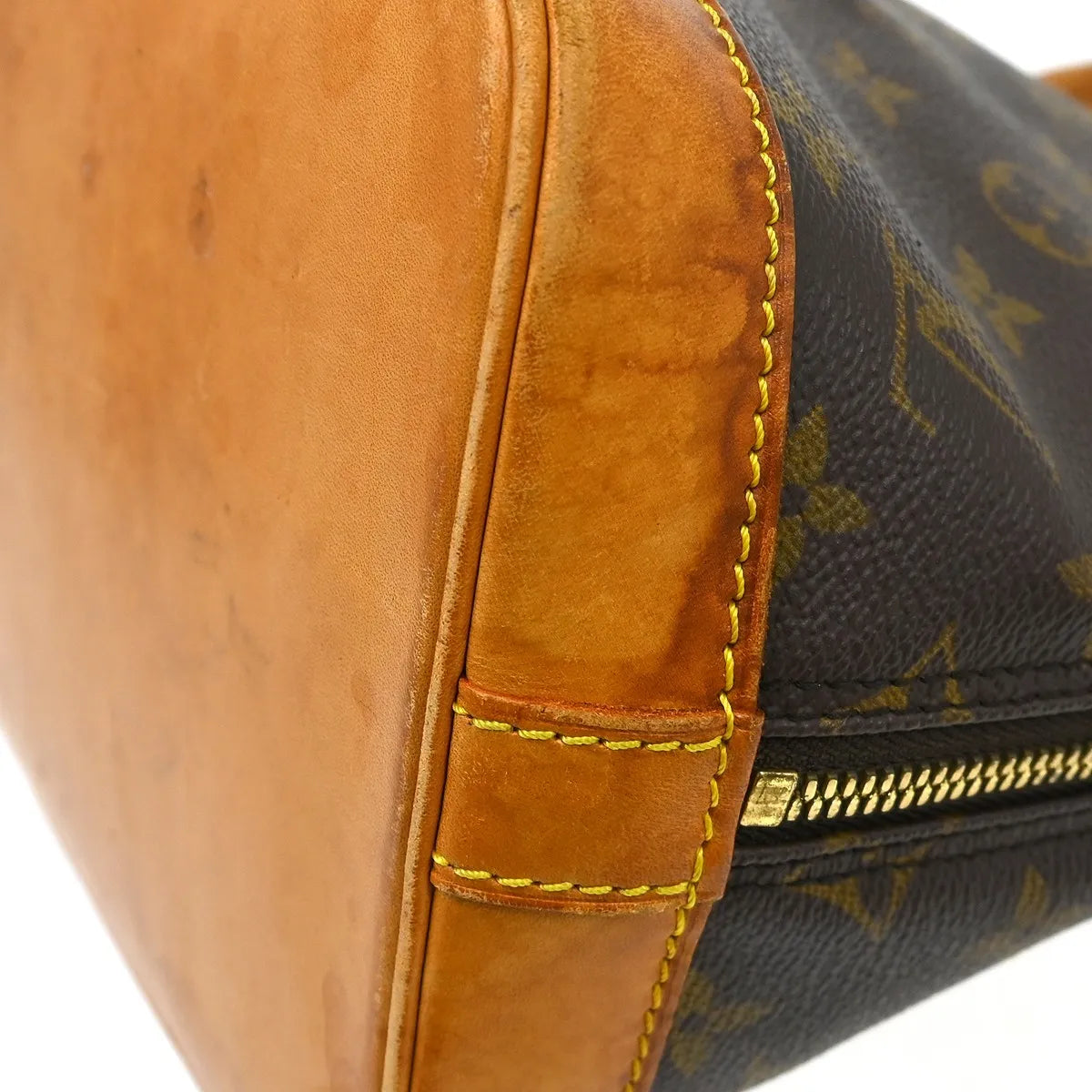 Louis Vuitton Alma Handbag Monogram Canvas Brown Canvas Handbag (Pre-Owned)