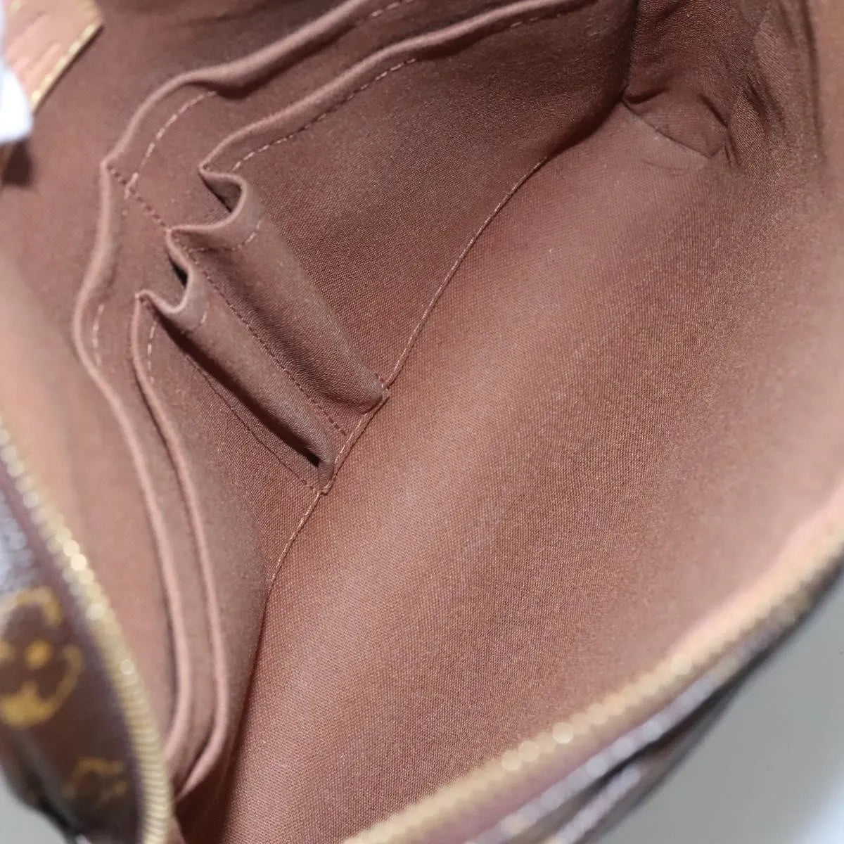 Louis Vuitton Trotteur Beaubourg Monogram Canvas Brown Canvas Shoulder Bag Bag (Pre-Owned)