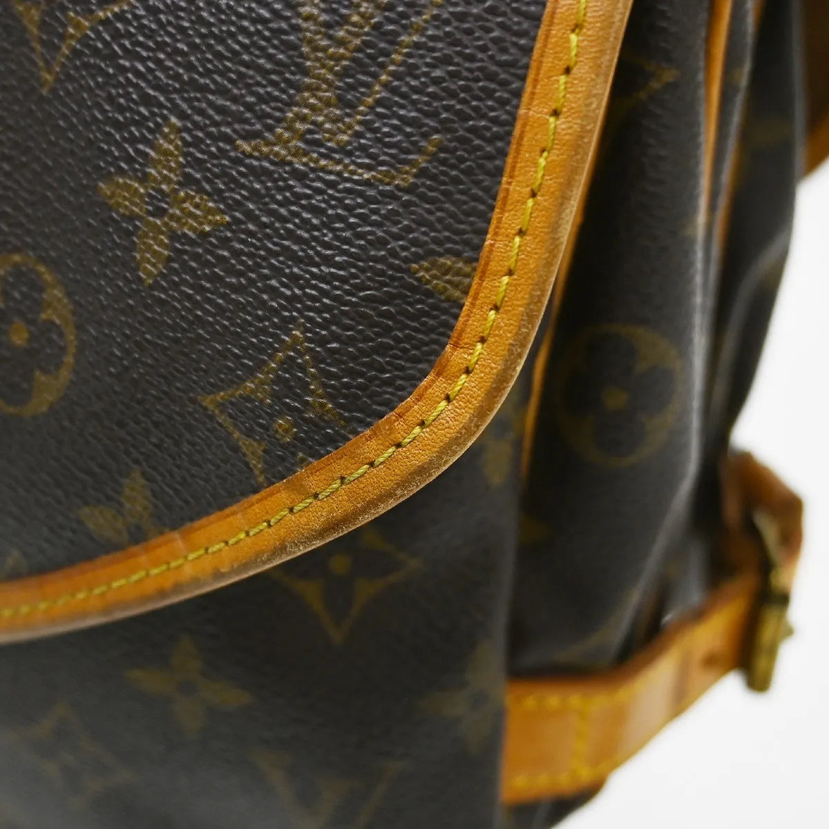 Louis Vuitton Saumur Monogram Canvas Brown Canvas Shoulder Bag Bag (Pre-Owned)