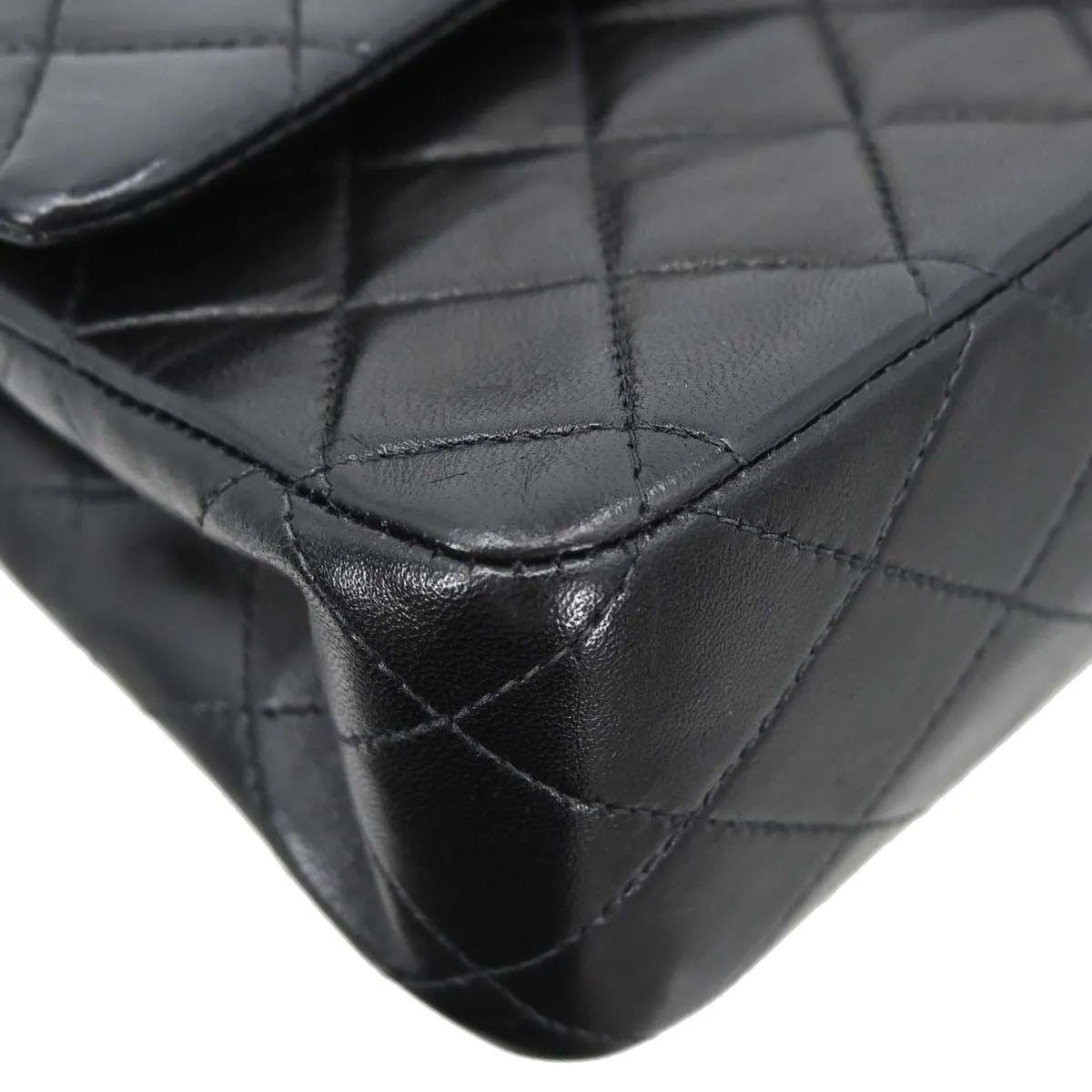 Chanel Timeless - Classic Double Flap Leather Black Leather Shoulder Bag Bag (Pre-Owned)