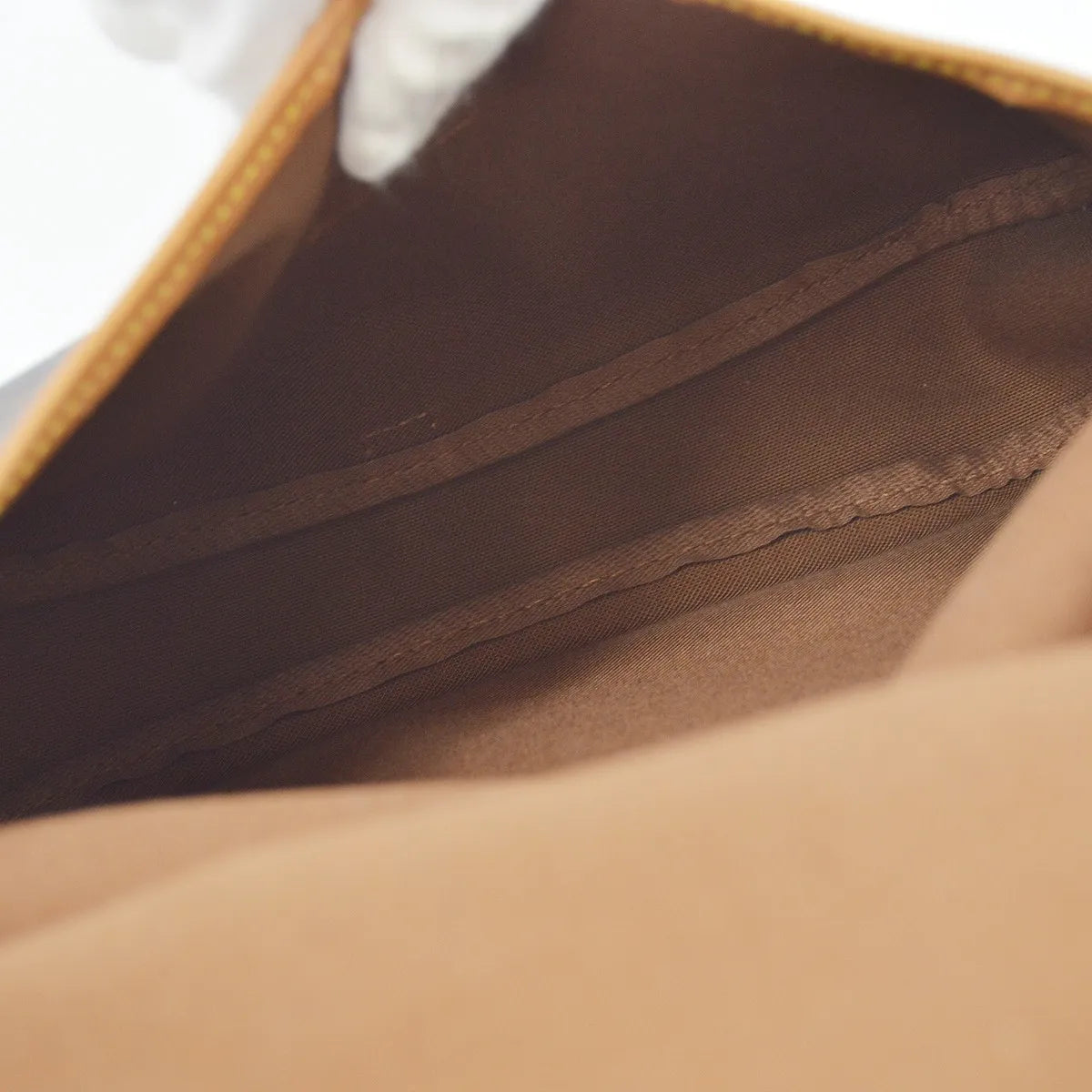 Louis Vuitton Saumur Monogram Canvas Brown Canvas Shoulder Bag Bag (Pre-Owned)