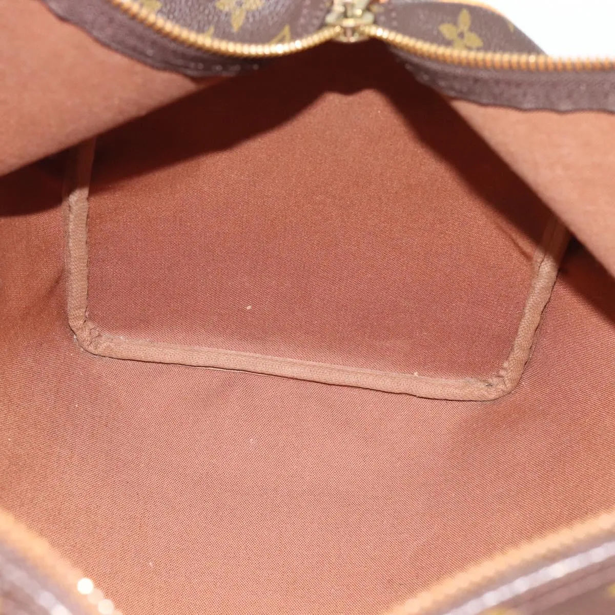 Louis Vuitton Keepall Monogram Brown Canvas Travel Bag Bag (Pre-Owned)