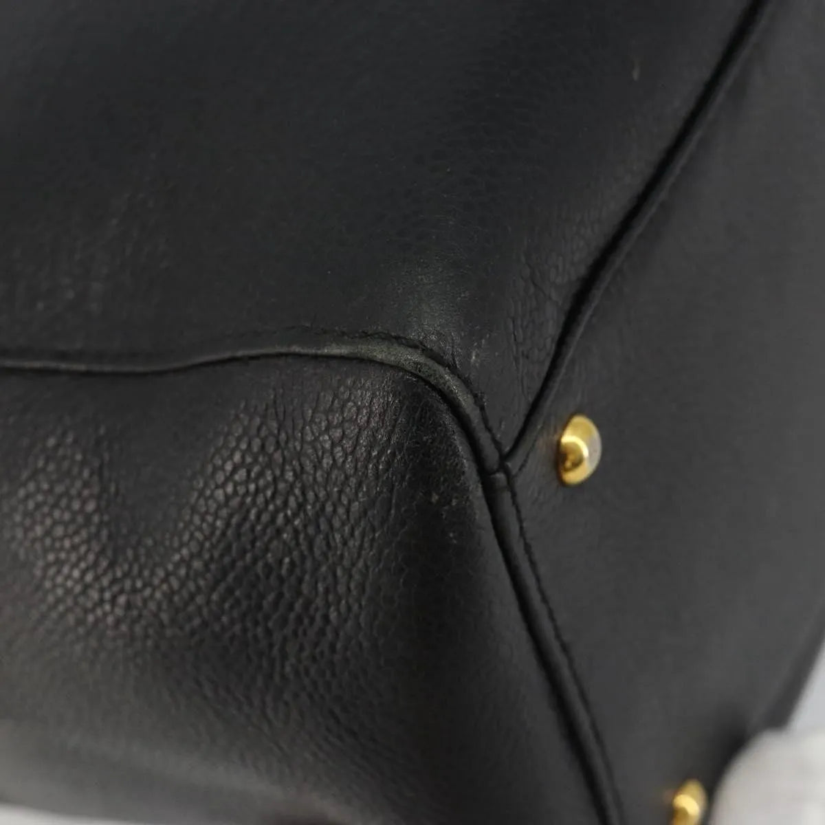 Chanel Vintage Timeless Zip Caviar Black Calfskin Shoulder Bag Bag (Pre-Owned)