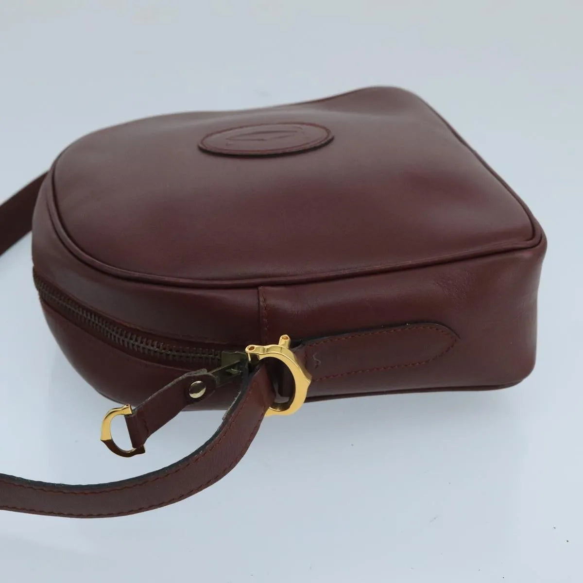 Cartier Must De Cartier Leather Burgundy Leather Shoulder Bag Bag (Pre-Owned)