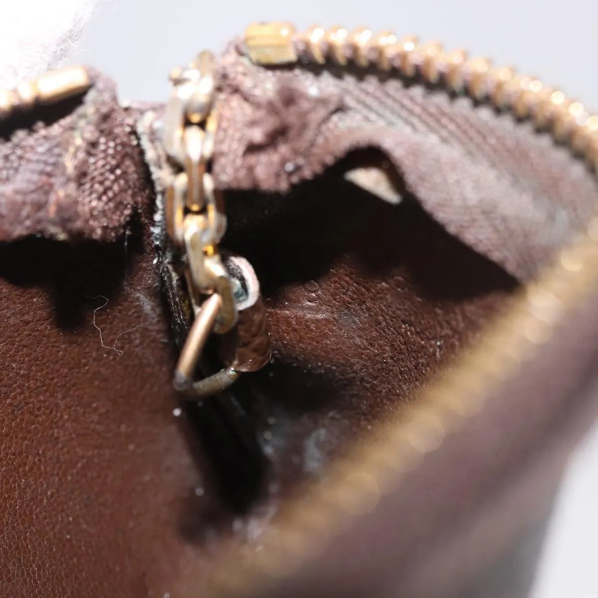 Louis Vuitton Pochette Clés Monogram Canvas Brown Canvas Wallets Accessory (Pre-Owned)