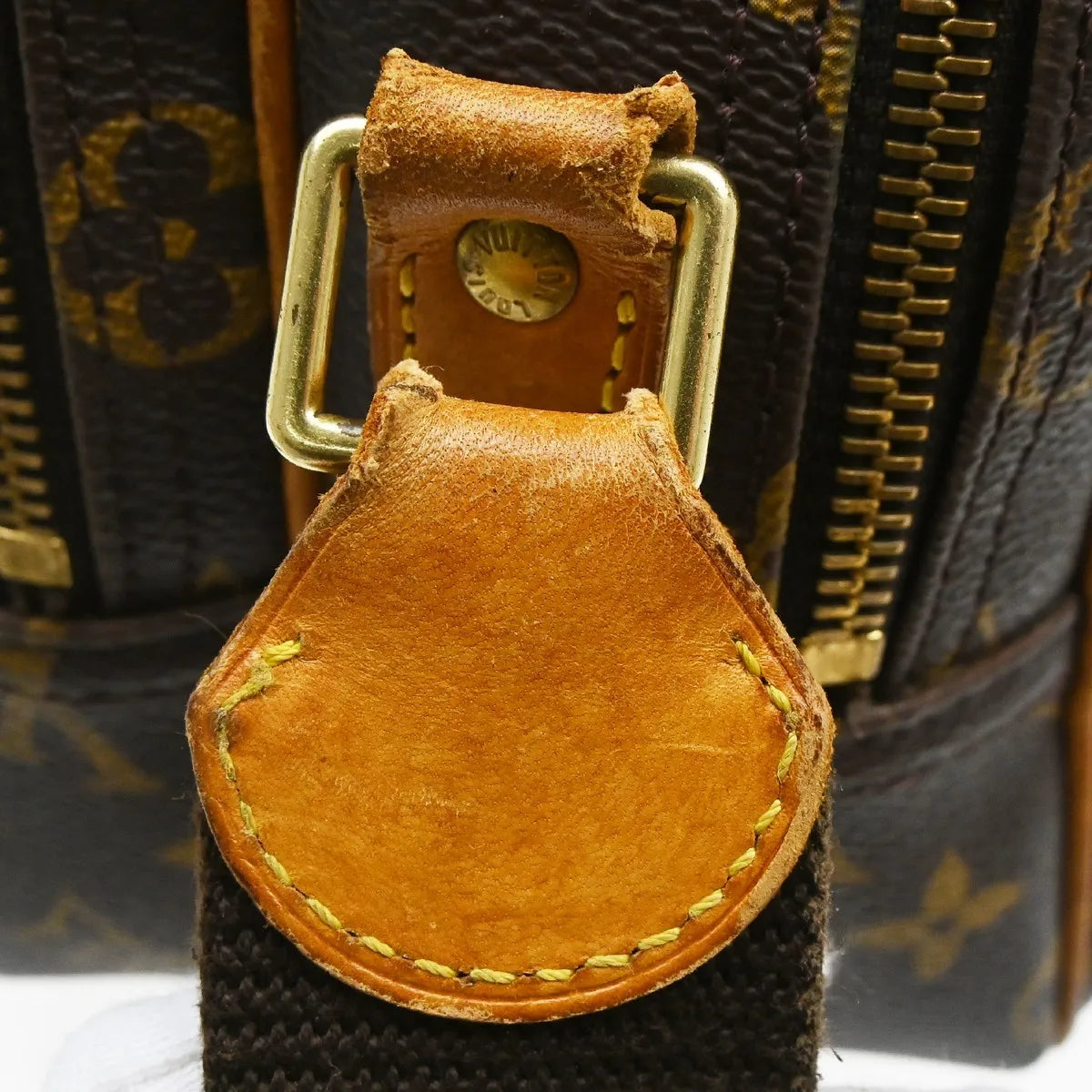 Louis Vuitton Reporter Monogram Canvas Brown Canvas Shoulder Bag Bag (Pre-Owned)