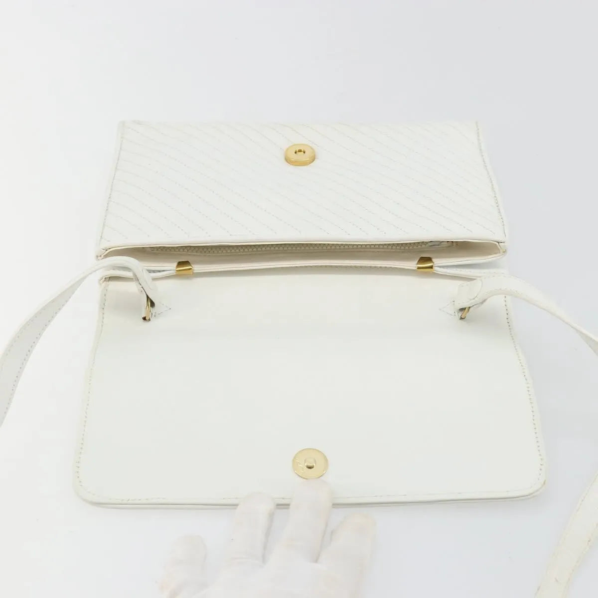 Celine Vintage Flap Quilted Leather White Leather Shoulder Bag Bag (Pre-Owned)
