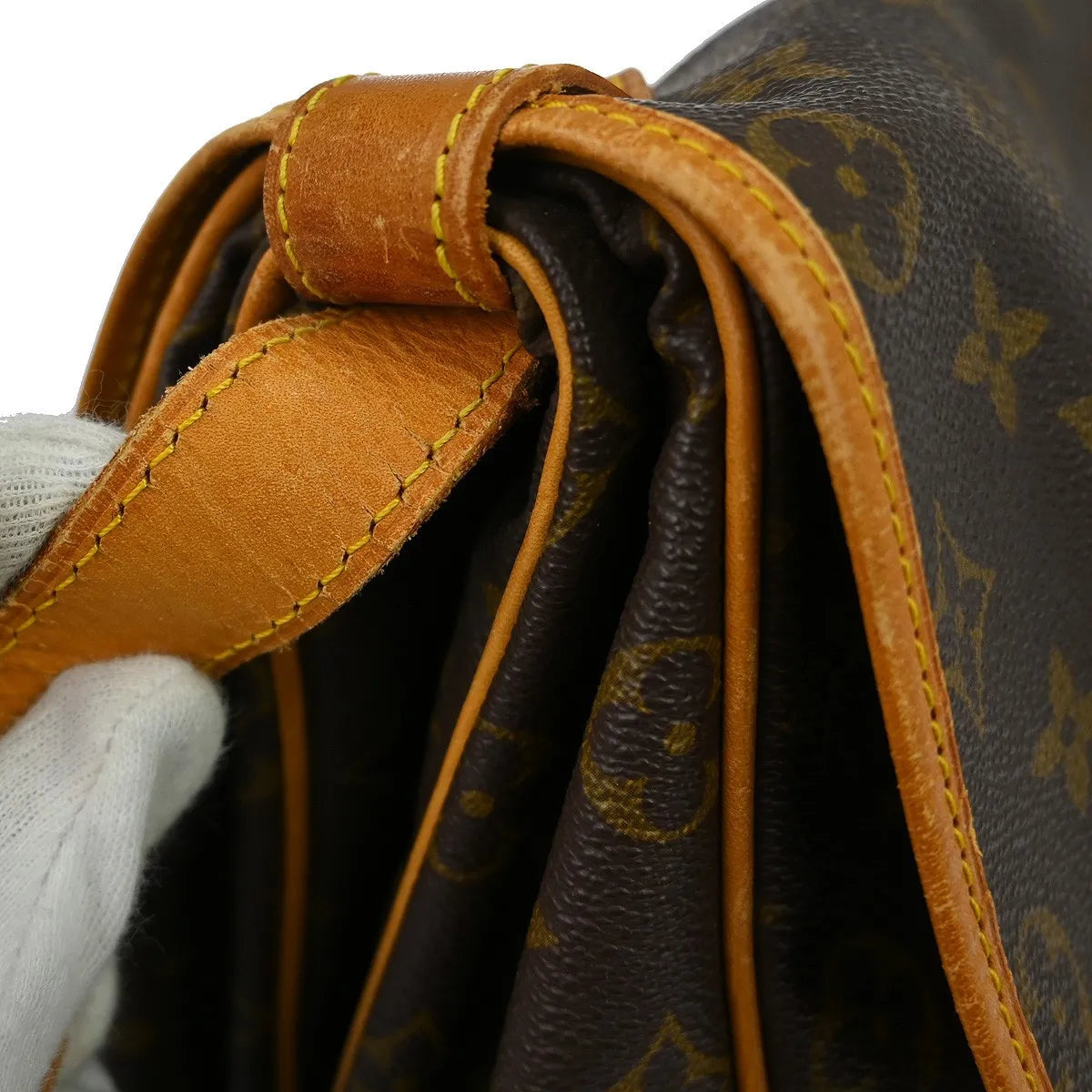 Louis Vuitton Saumur Monogram Canvas Brown Canvas Shoulder Bag Bag (Pre-Owned)