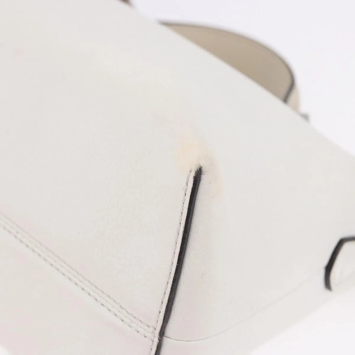 Fendi By The Way Satchel M White Leather Crossbody Bag Bag (Pre-Owned)