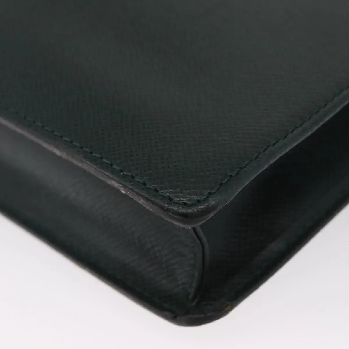 Louis Vuitton Serviette Kourad Taiga Leather Green Leather Briefcase Bag (Pre-Owned)