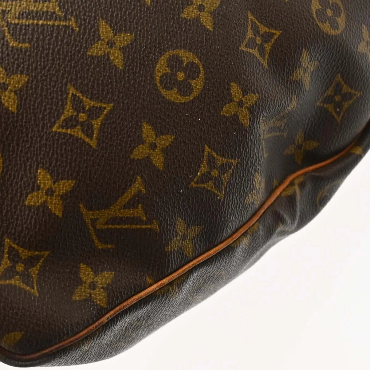 Louis Vuitton Keepall Monogram Canvas Brown Canvas Travel Bag Bag (Pre-Owned)
