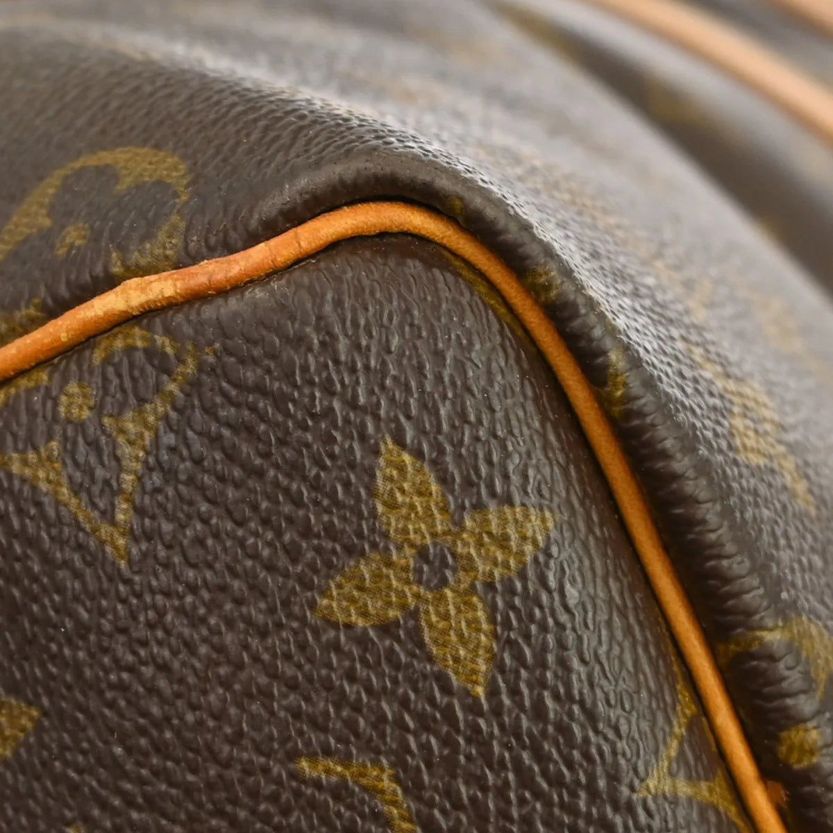 Louis Vuitton Keepall Monogram Canvas Brown Canvas Travel Bag Bag (Pre-Owned)