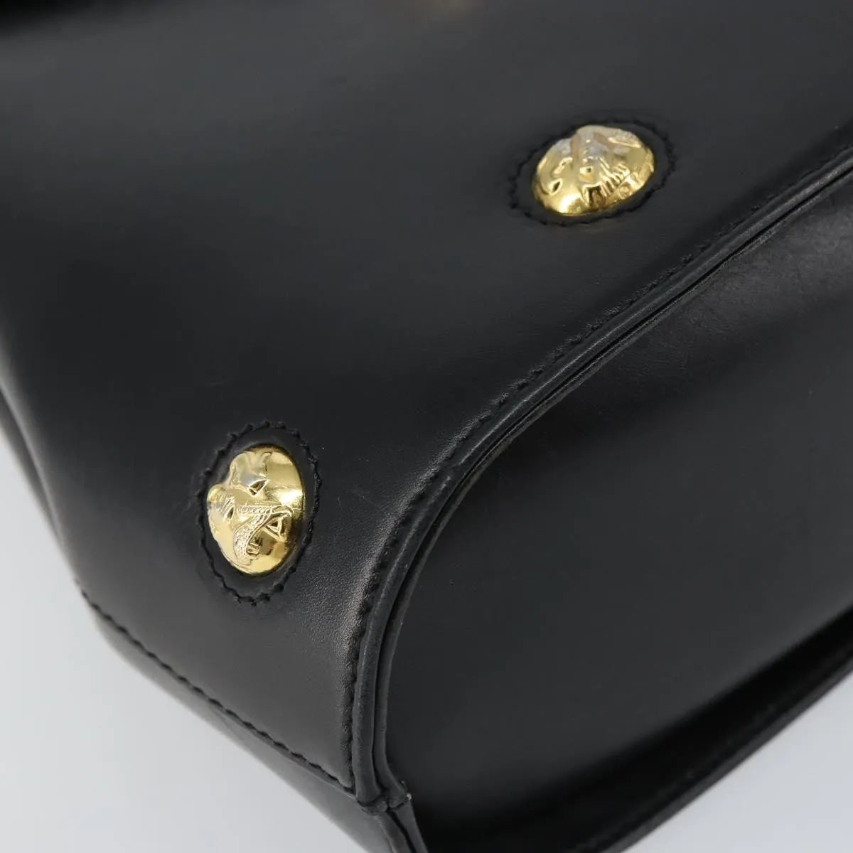 Salvatore Ferragamo Vintage Leather Black Leather Handbag (Pre-Owned)