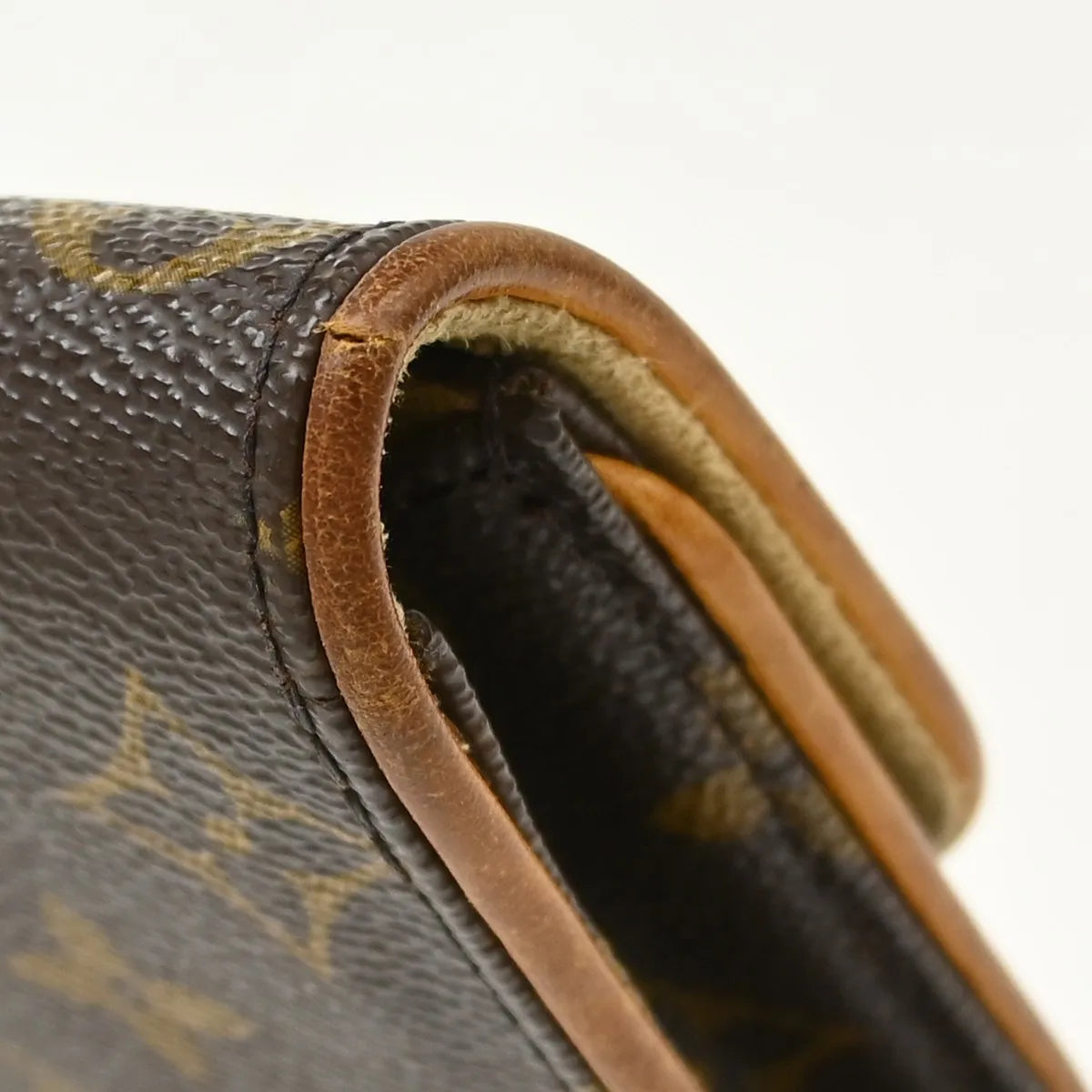 Louis Vuitton Twin Monogram Brown Canvas Clutche & Pouche Bag (Pre-Owned)