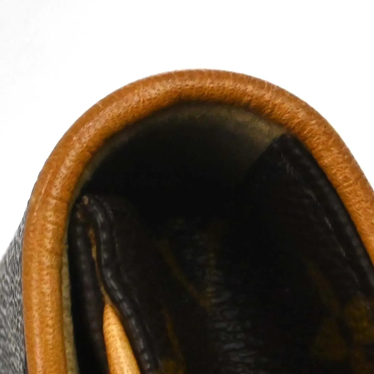 Louis Vuitton Florentine Pochette Monogram Canvas Brown Canvas Clutche & Pouche Bag (Pre-Owned)