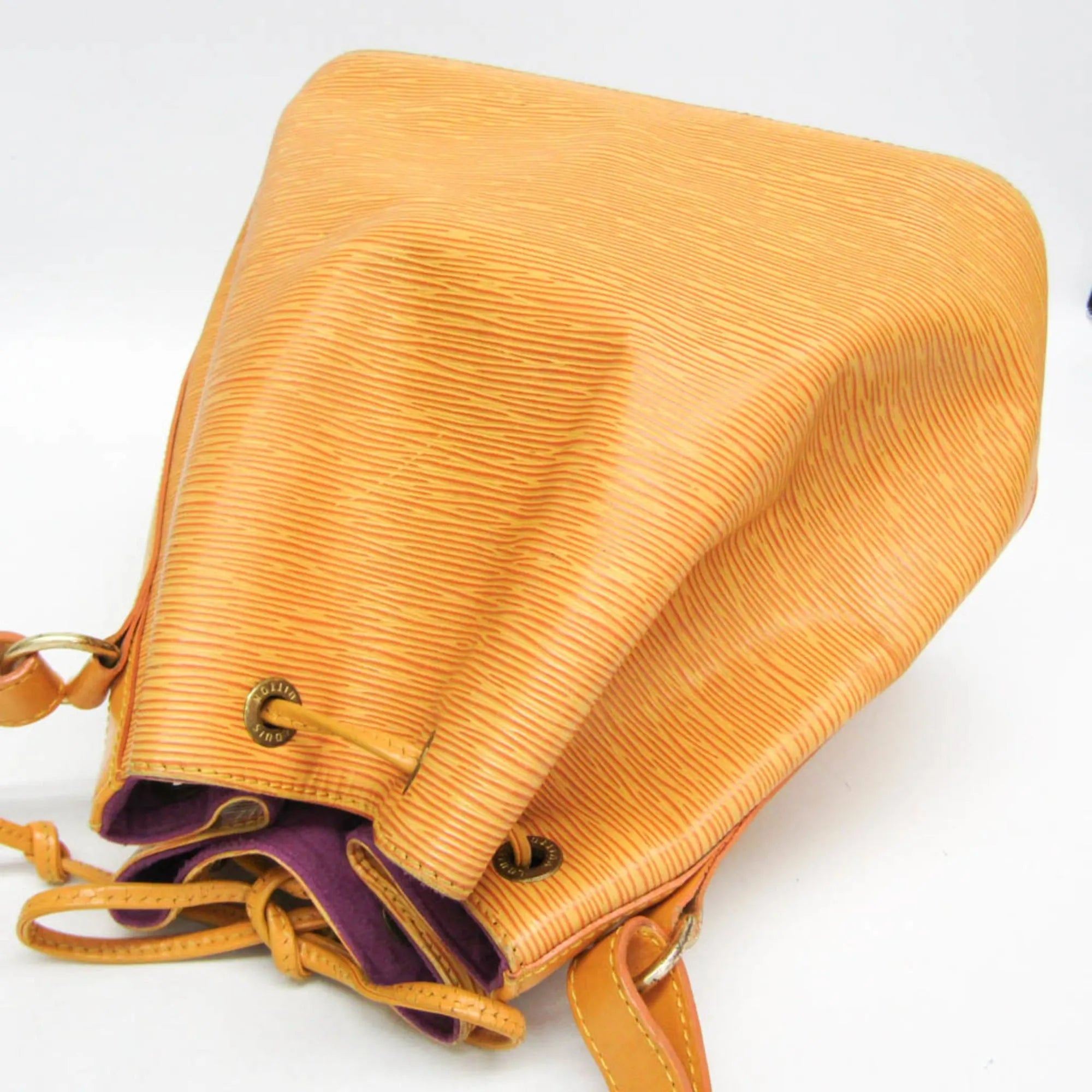 Louis Vuitton Petit Noe Epi Leather Yellow Leather Shoulder Bag Bag (Pre-Owned)